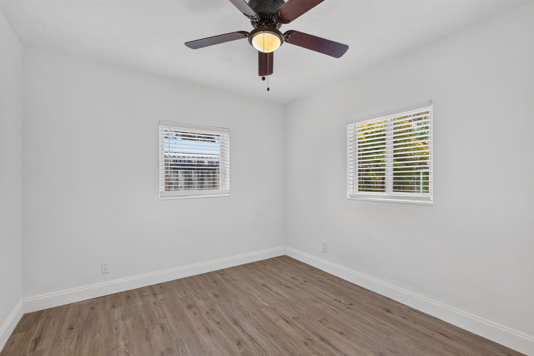 COLLIER ESTATES 1ST ADD - Residential Lease