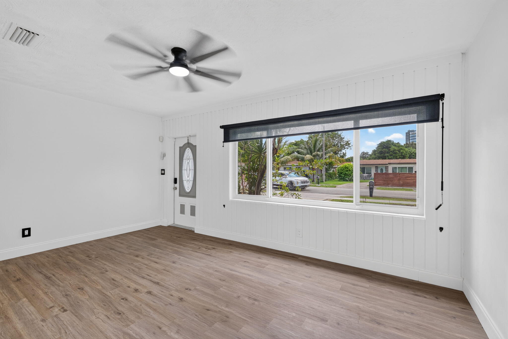 COLLIER ESTATES 1ST ADD - Residential Lease