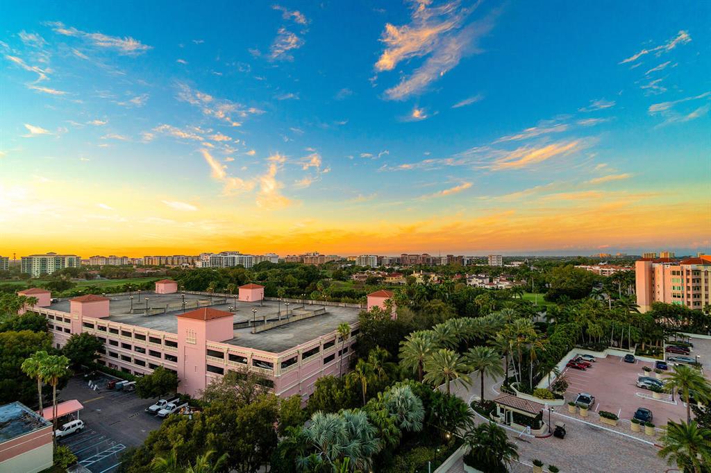 MIZNER GRAND CONDO - Residential