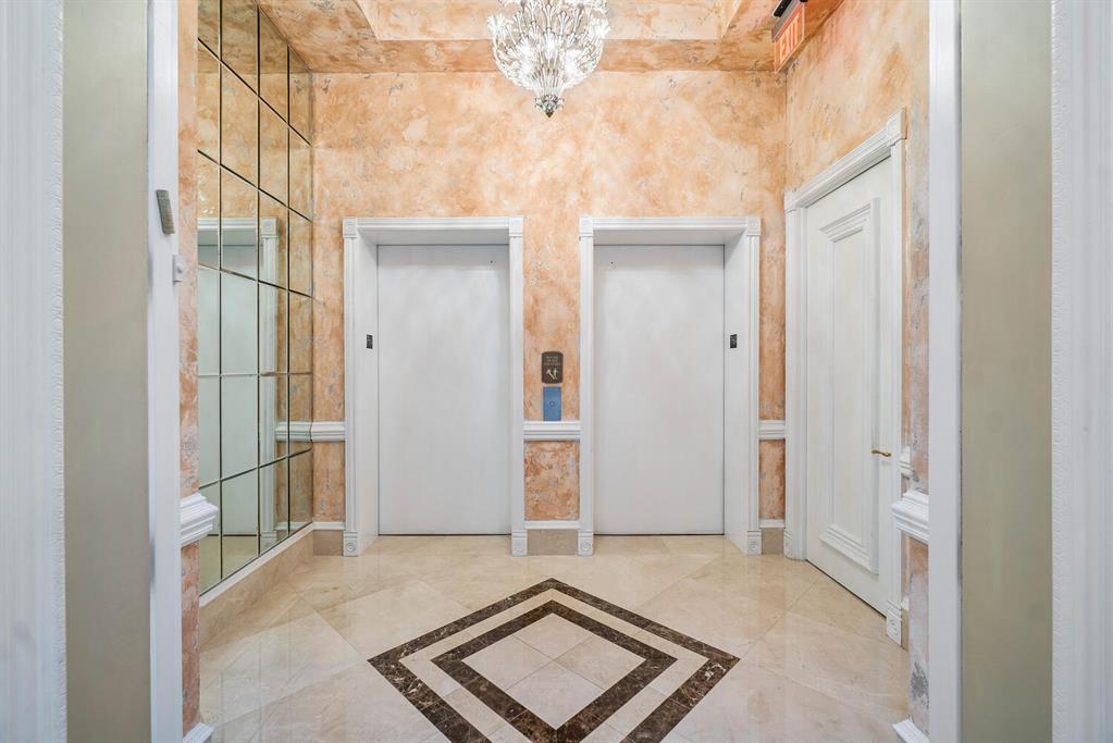 MIZNER GRAND CONDO - Residential