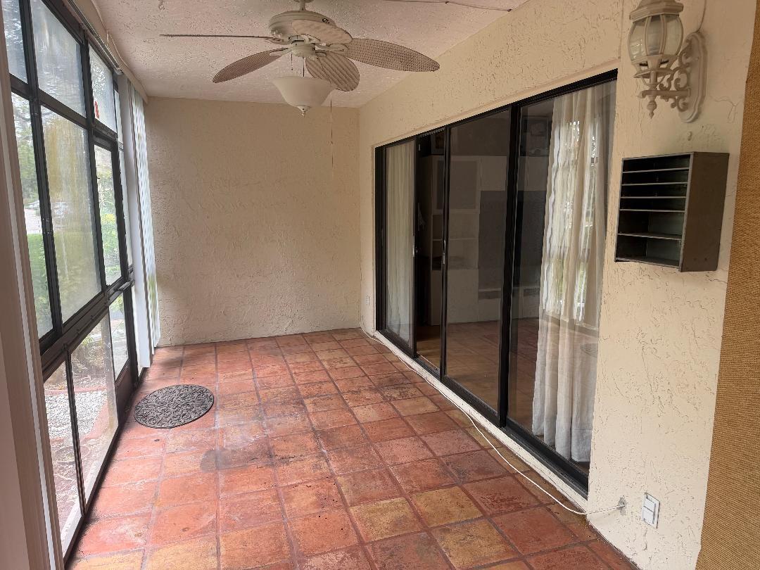 HAMMOCKS-LAKE FOREST CONDO - Residential