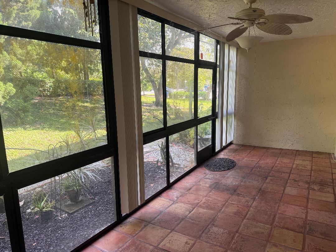 HAMMOCKS-LAKE FOREST CONDO - Residential