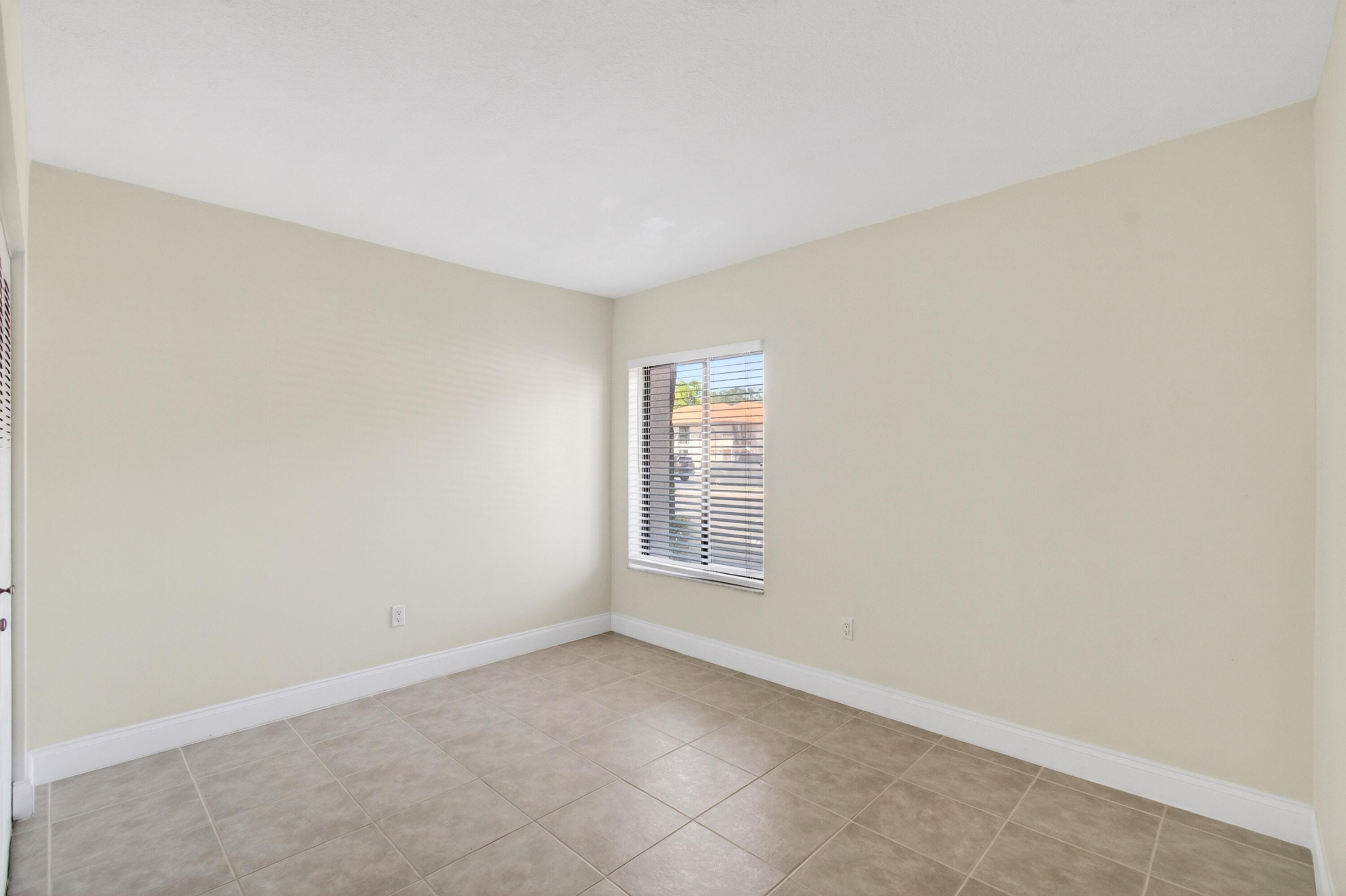 SAN REMO GOLF & TENNIS CLUB CONDO - Residential Lease