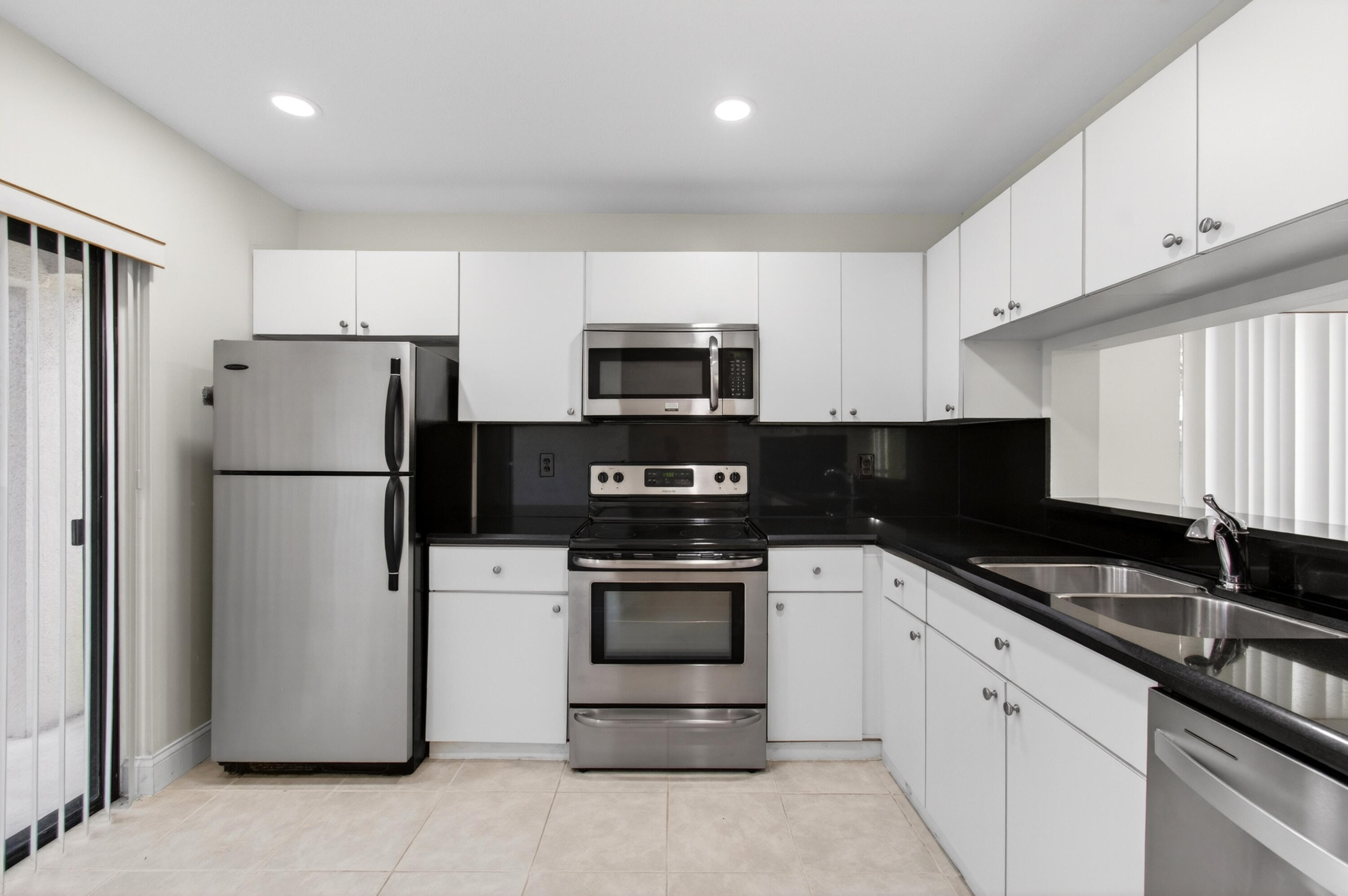 SAN REMO GOLF & TENNIS CLUB CONDO - Residential Lease