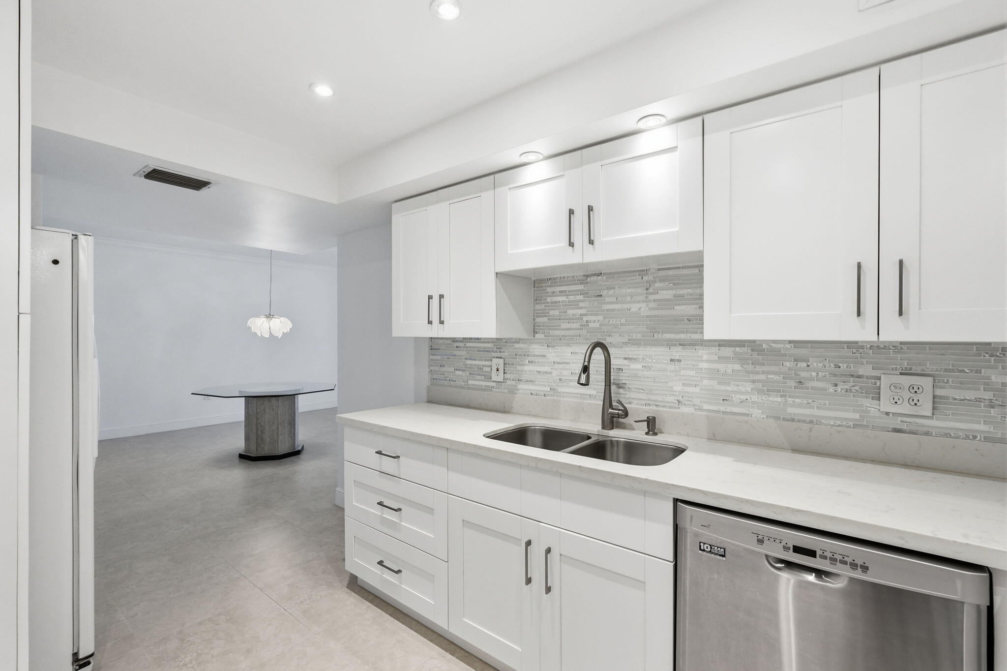 PATRICIAN OF PALM BEACH CONDO - Residential