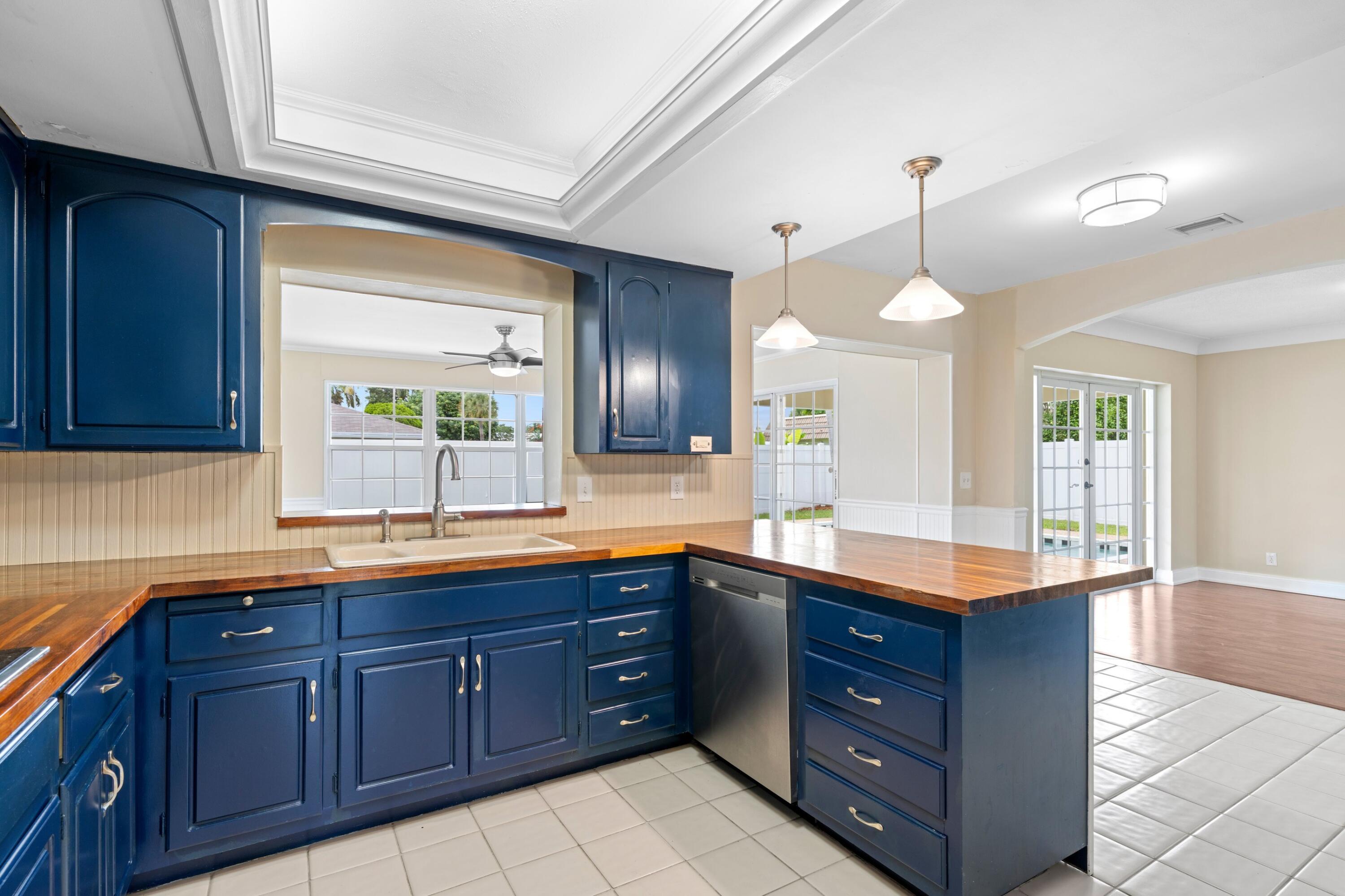 BOCA RATON SQUARE 17 - Residential