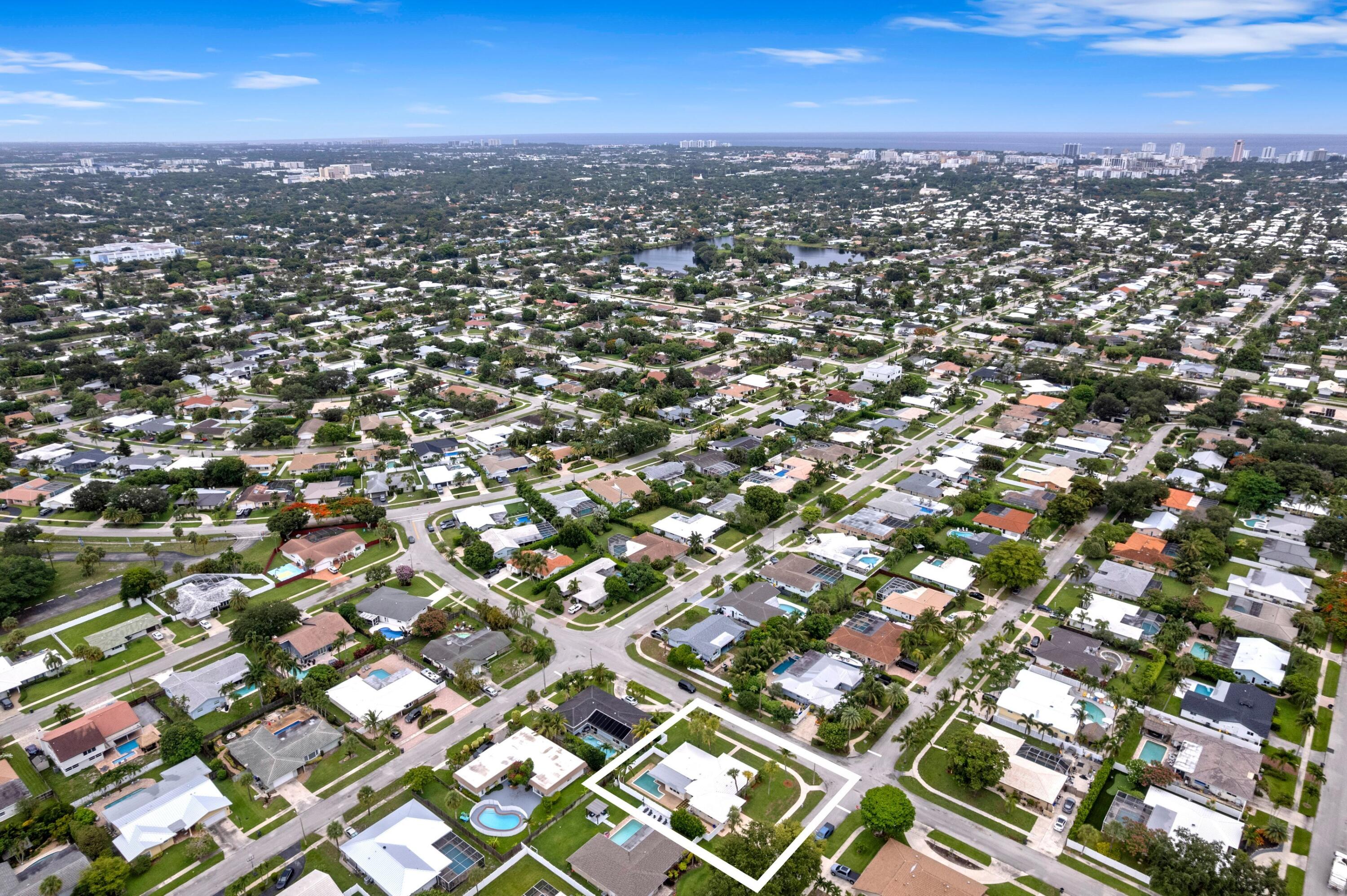 BOCA RATON SQUARE 17 - Residential