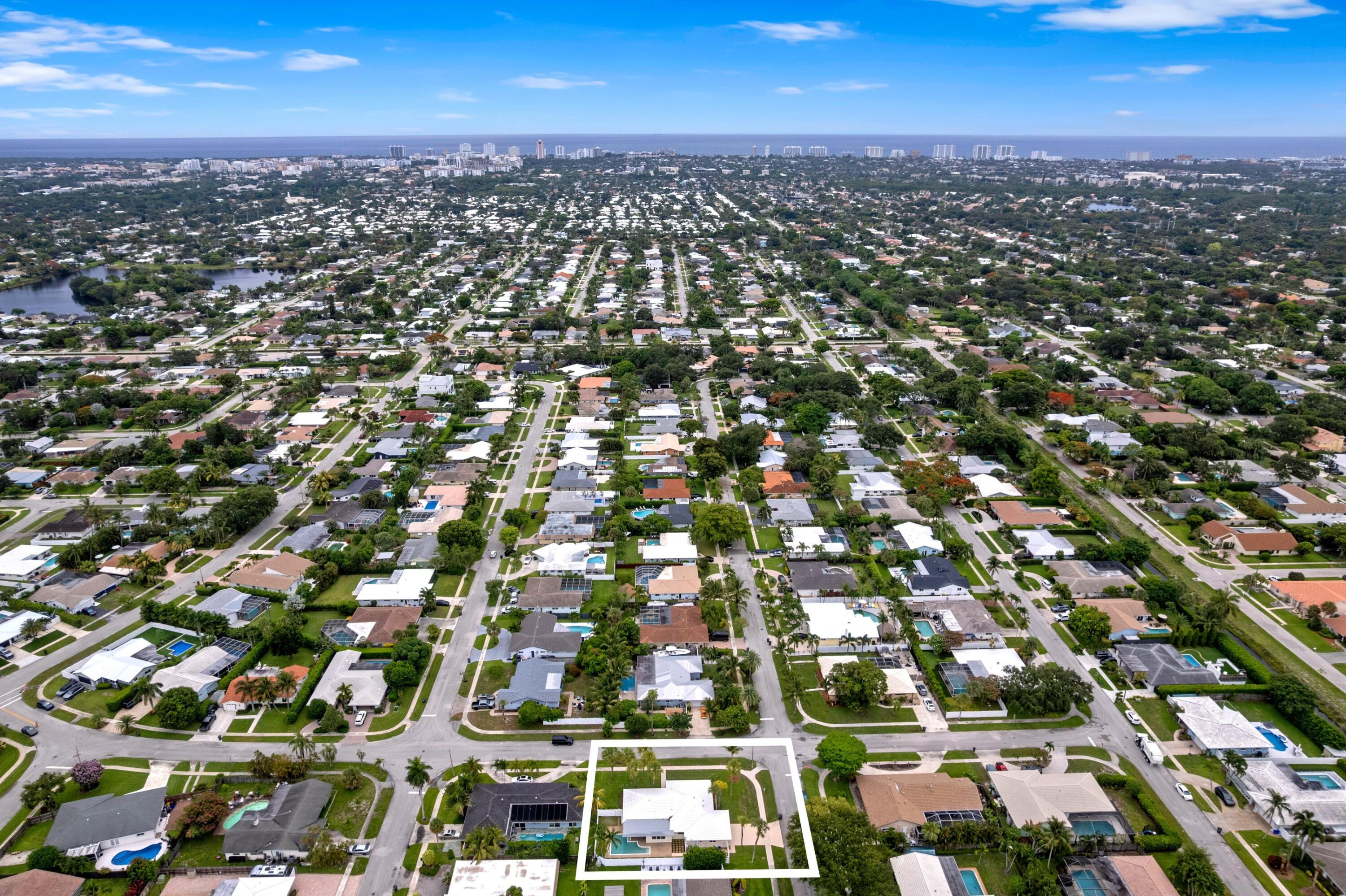 BOCA RATON SQUARE 17 - Residential
