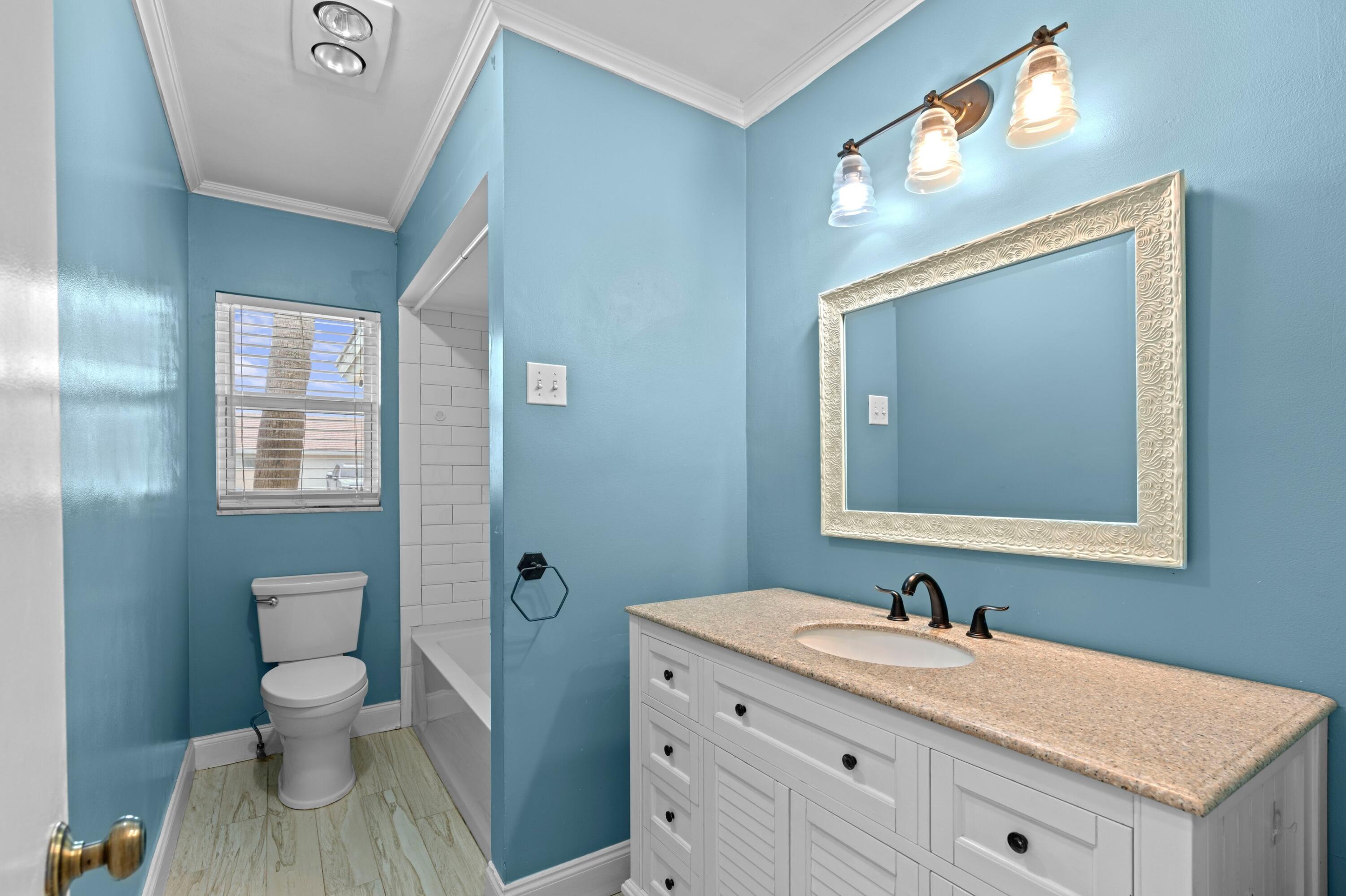 BOCA RATON SQUARE 17 - Residential