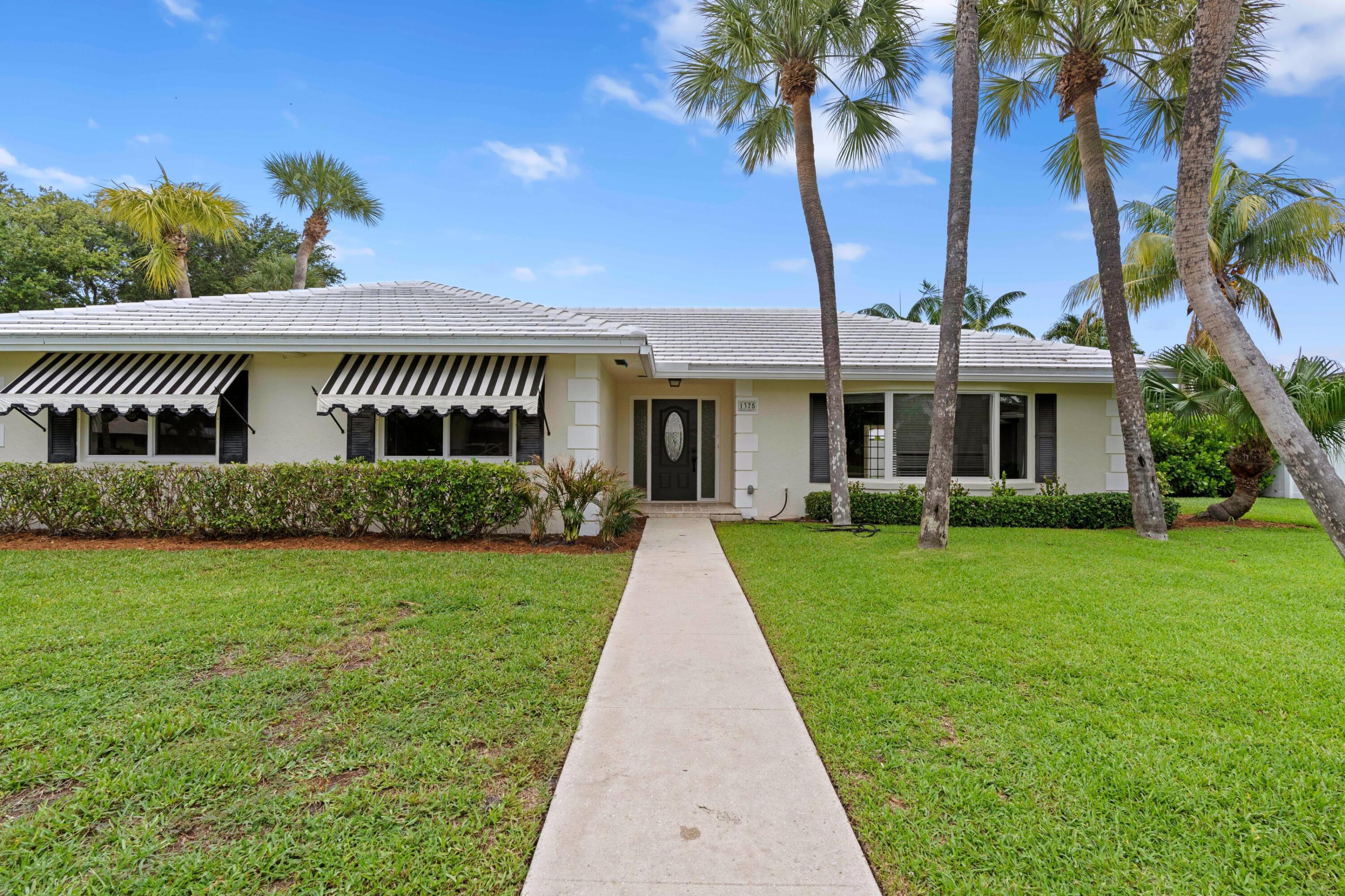BOCA RATON SQUARE 17 - Residential