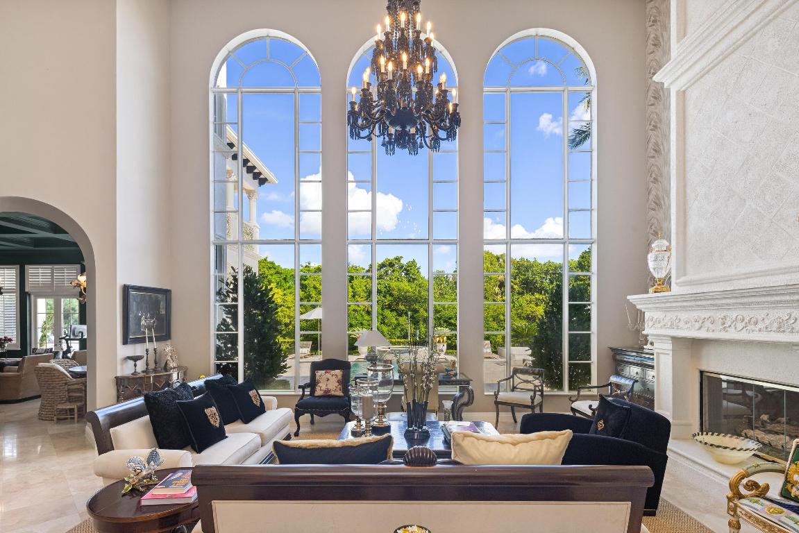 HARBOUR ISLES - Residential