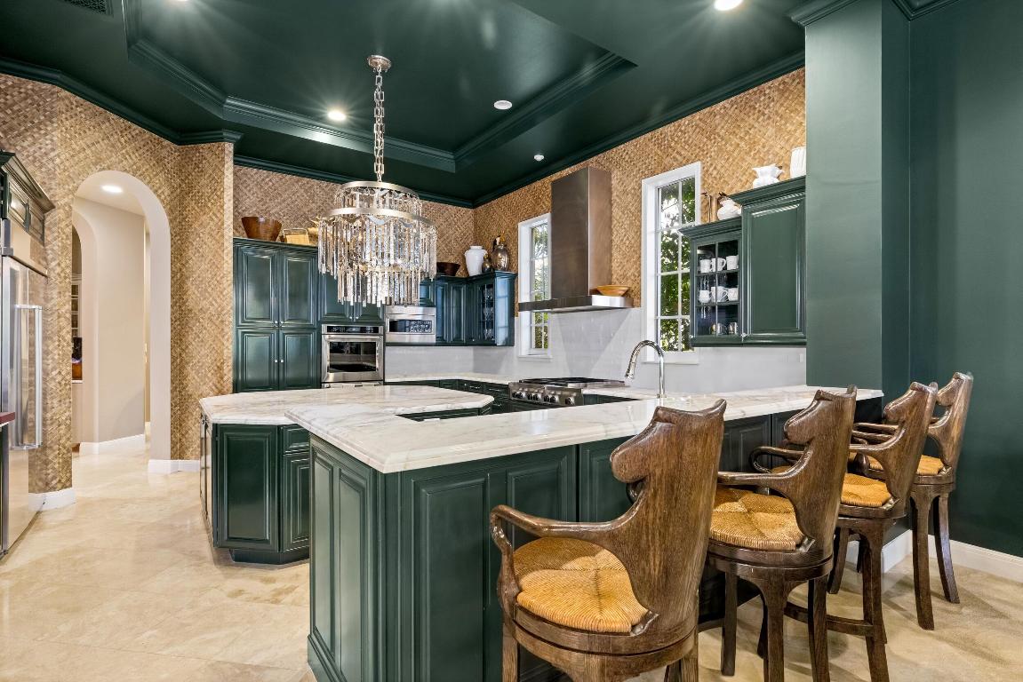 HARBOUR ISLES - Residential
