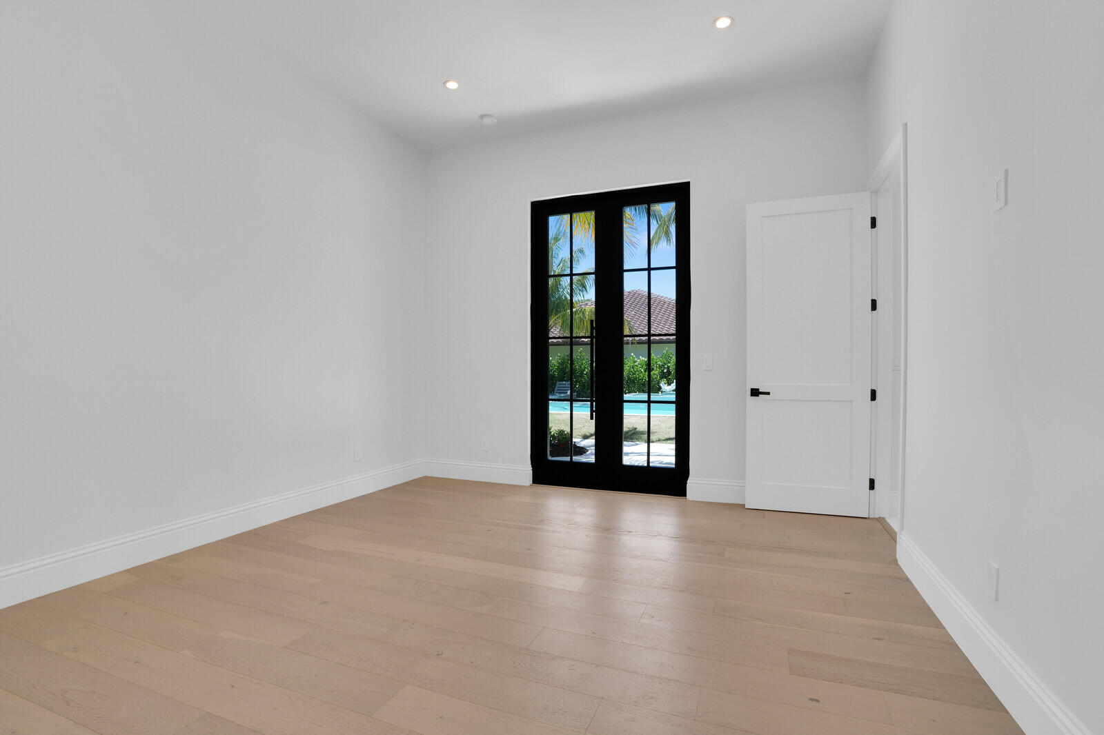 Lewis Shore Estates - Residential