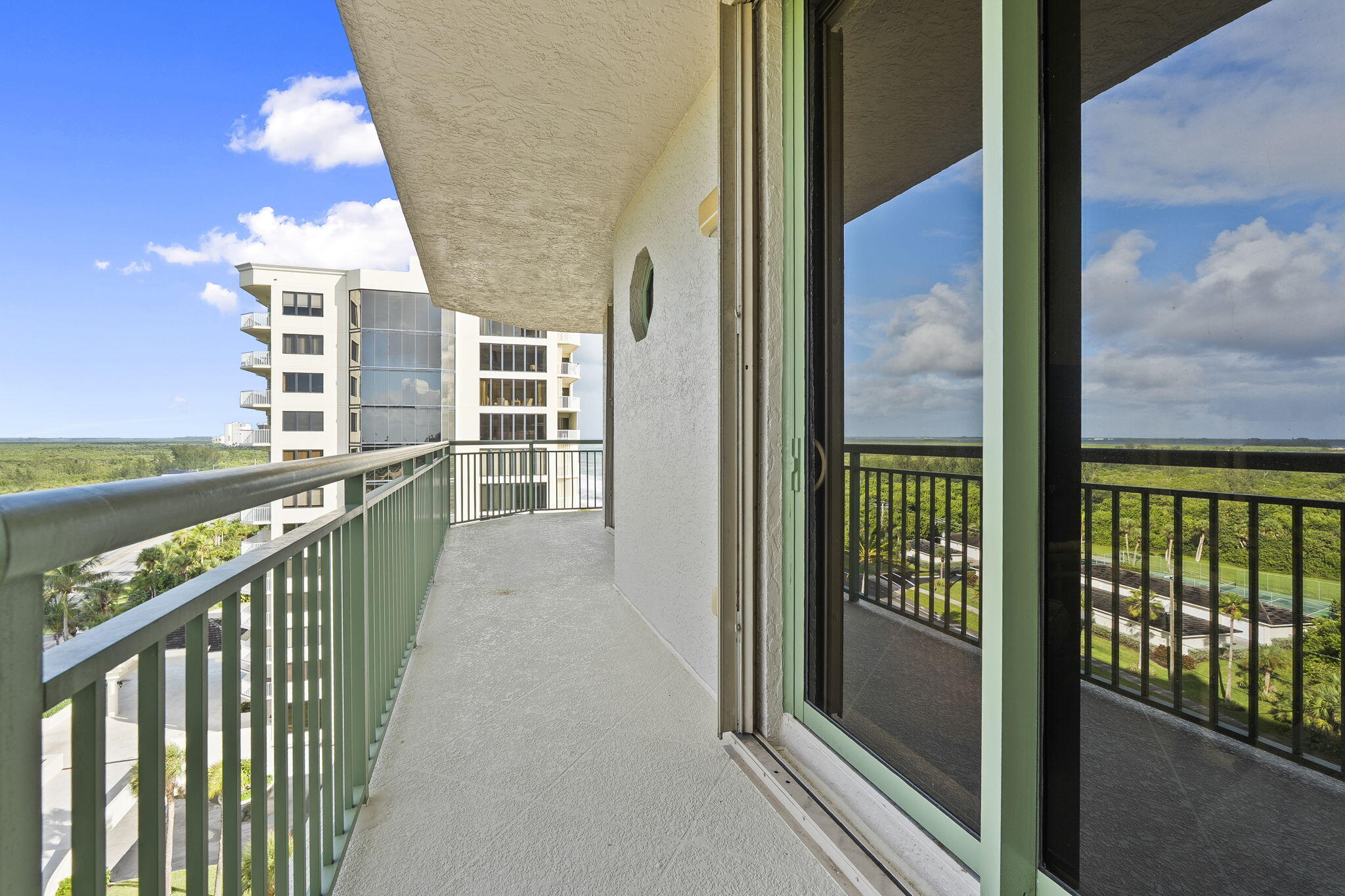 ALTAMIRA - Residential