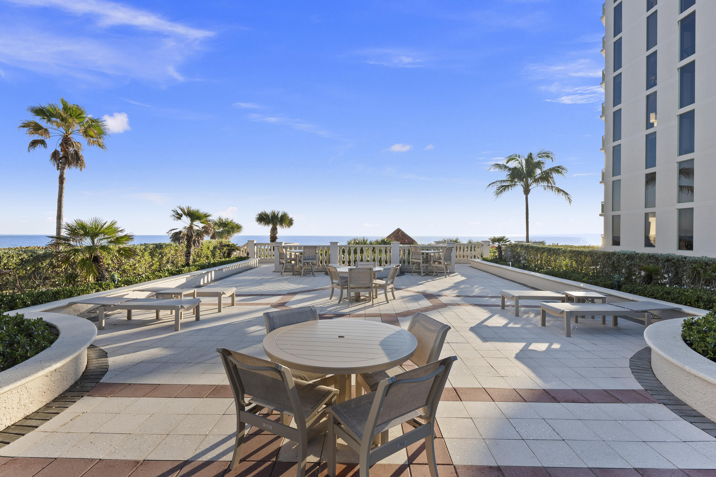 ALTAMIRA - Residential