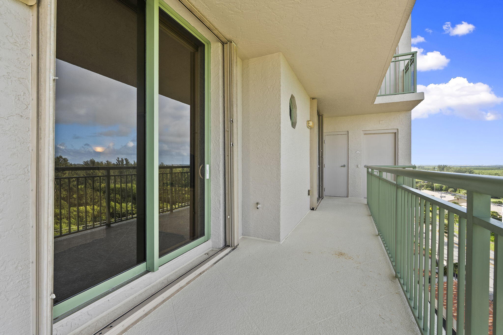 ALTAMIRA - Residential
