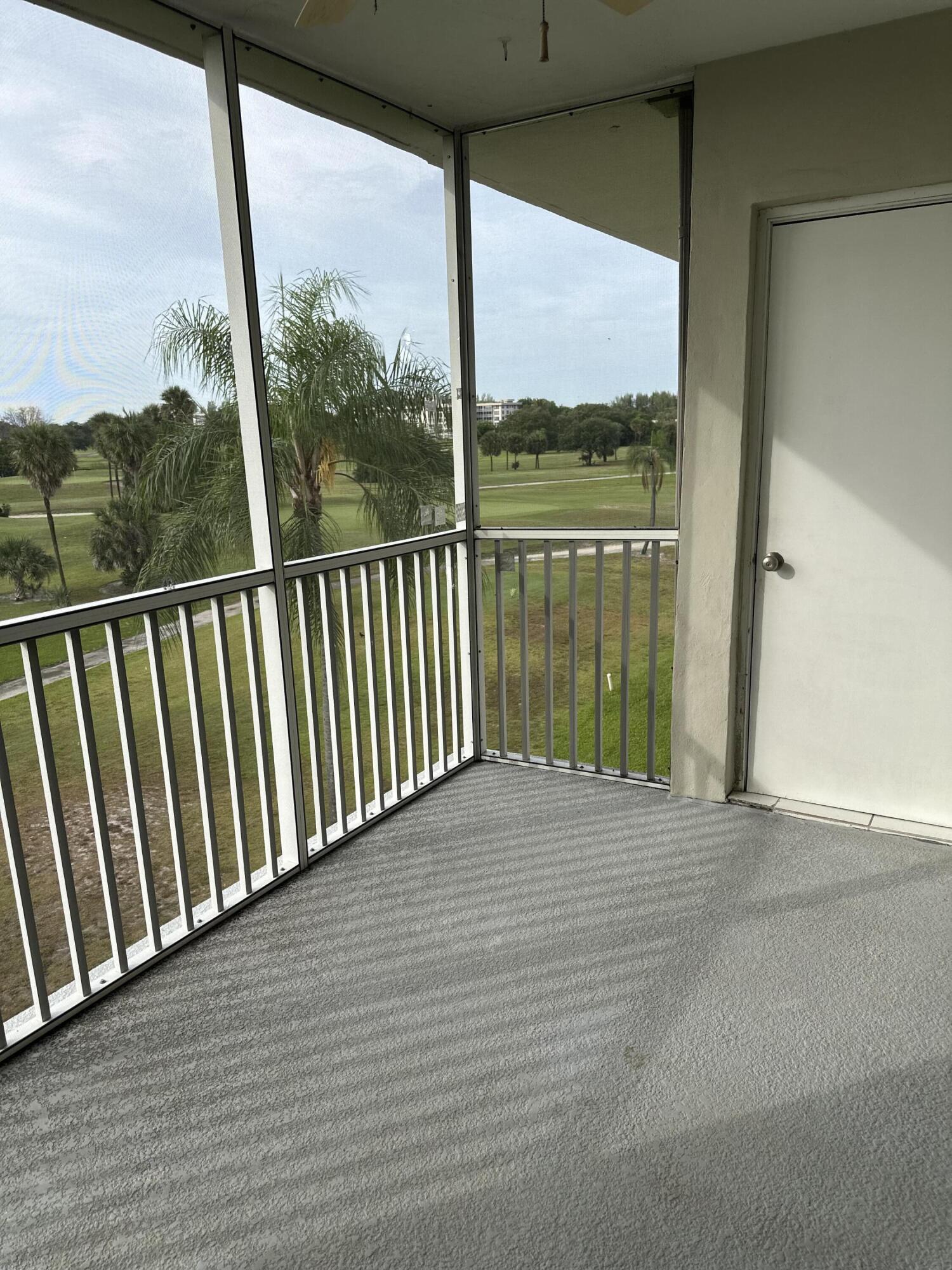 NO 3 PALM-AIRE COUNTRY CLUB - Residential