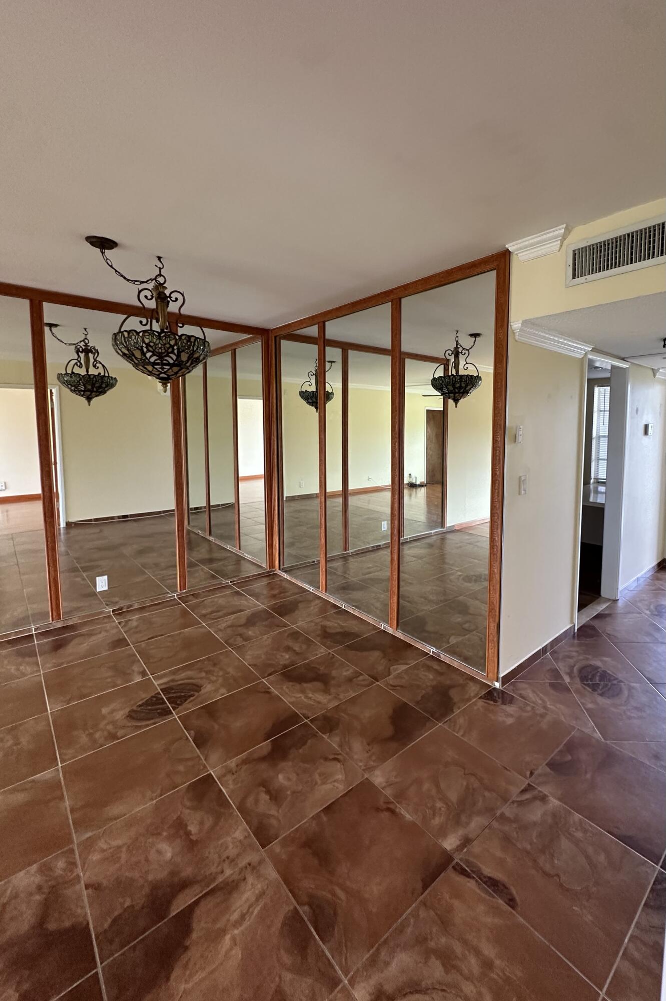 NO 3 PALM-AIRE COUNTRY CLUB - Residential