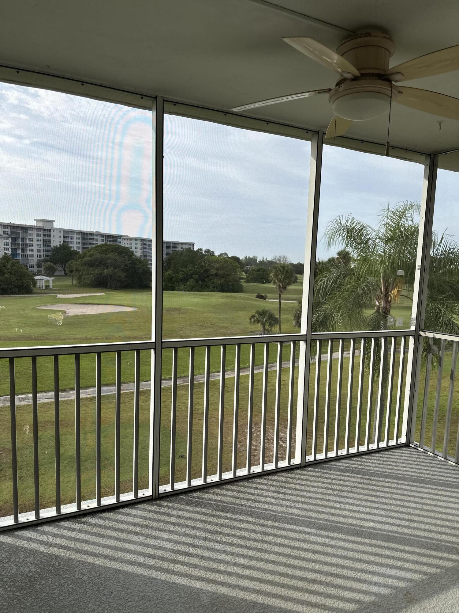 NO 3 PALM-AIRE COUNTRY CLUB - Residential