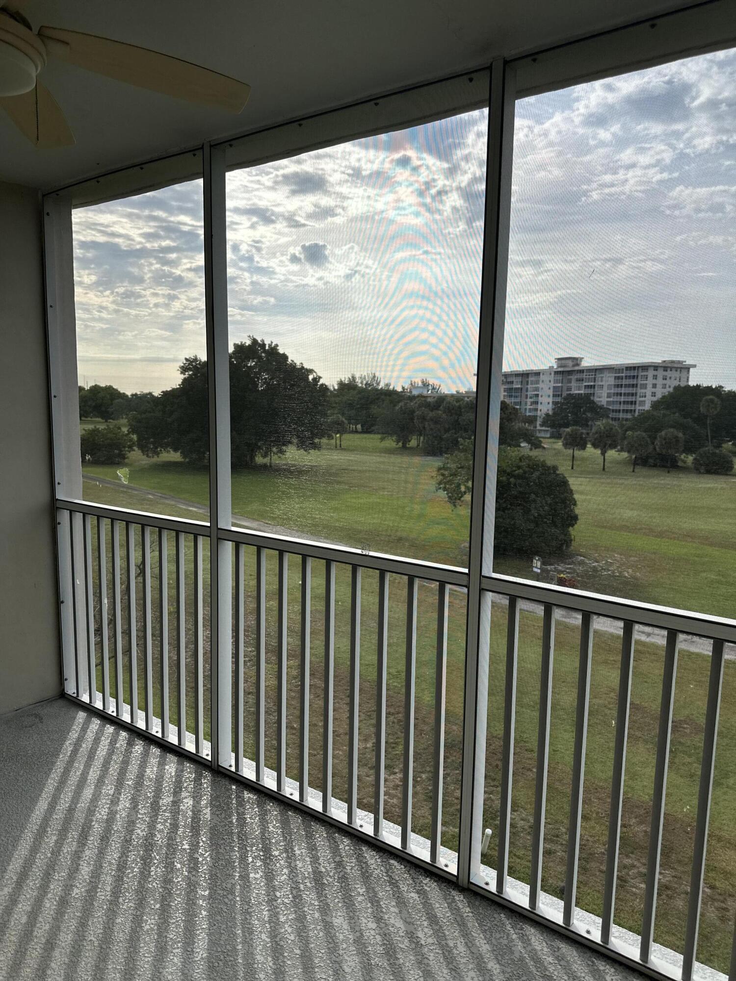 NO 3 PALM-AIRE COUNTRY CLUB - Residential