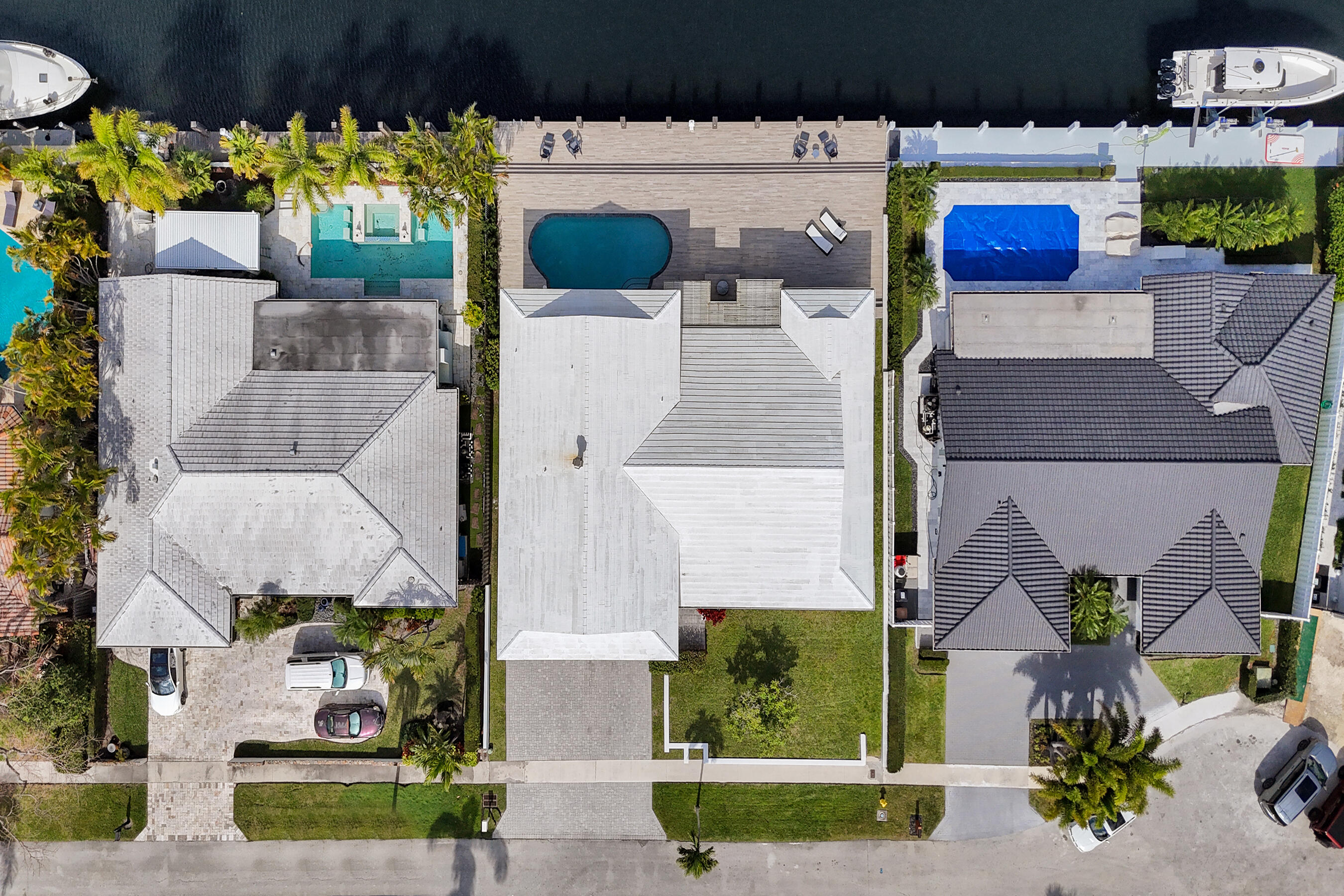 CORAL KEY VILLAS SEC 9 - Residential