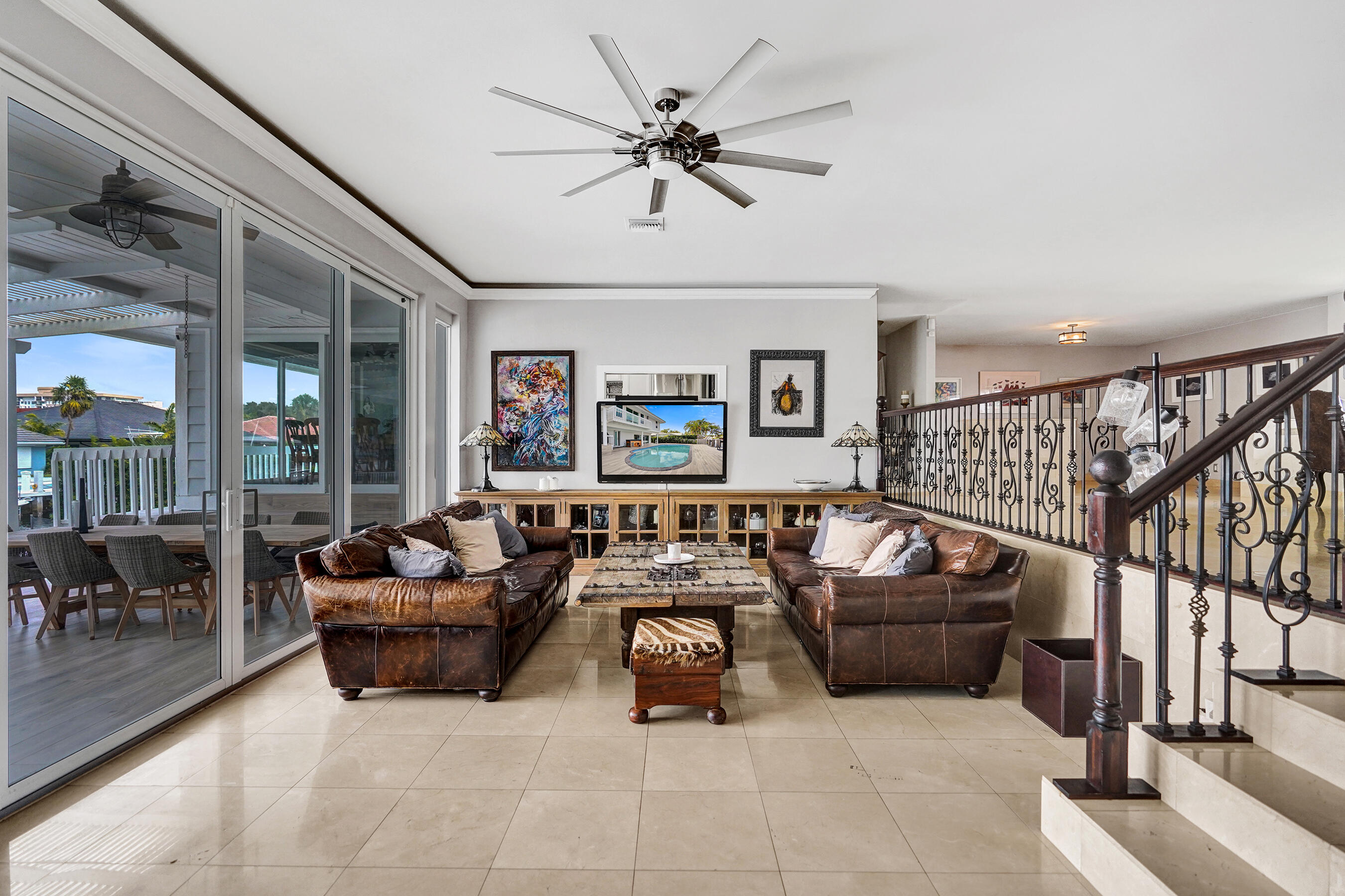 CORAL KEY VILLAS SEC 9 - Residential