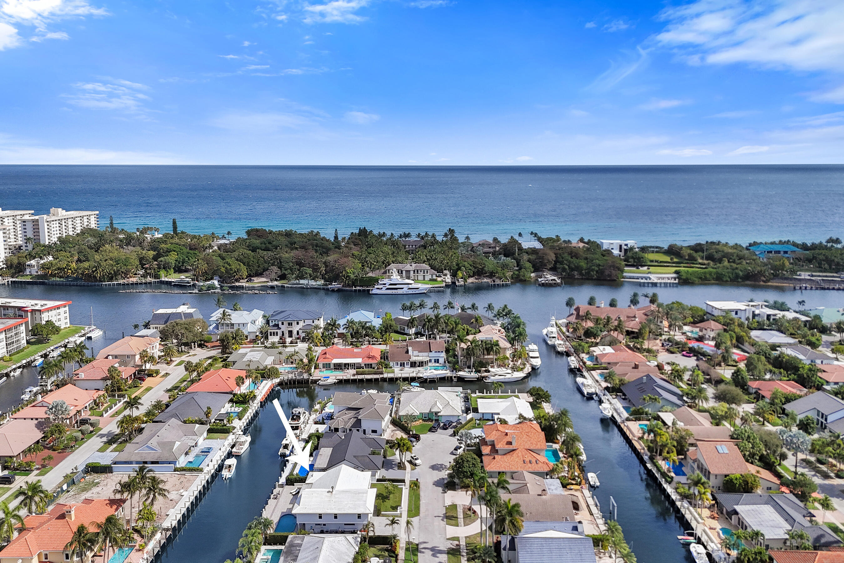 CORAL KEY VILLAS SEC 9 - Residential