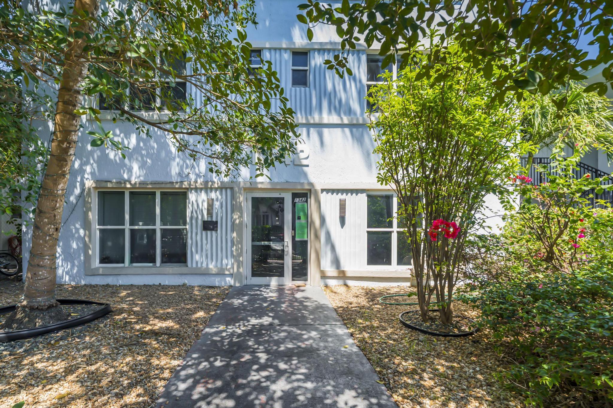 1342 DREXEL CONDO - Residential