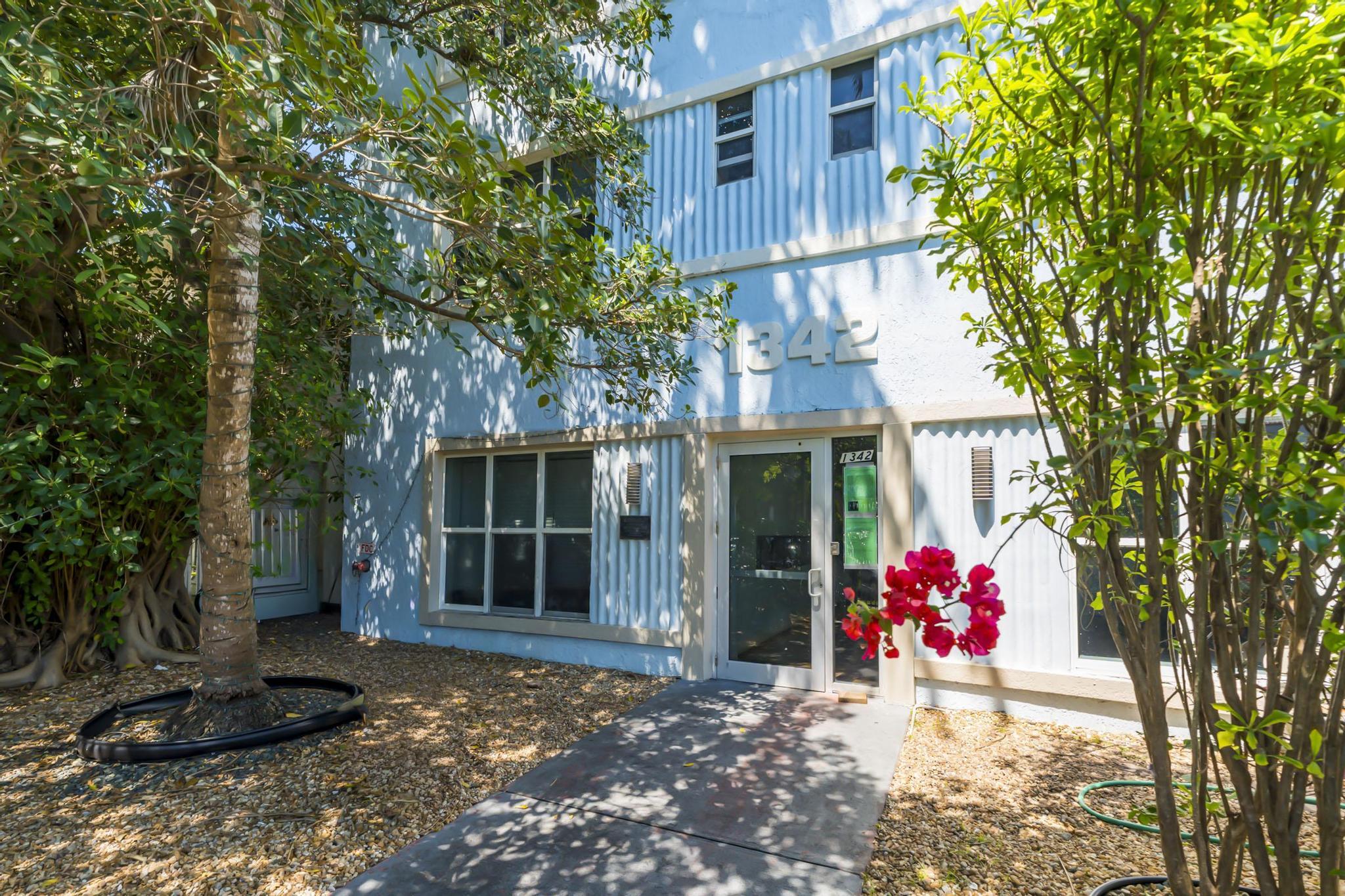 1342 DREXEL CONDO - Residential