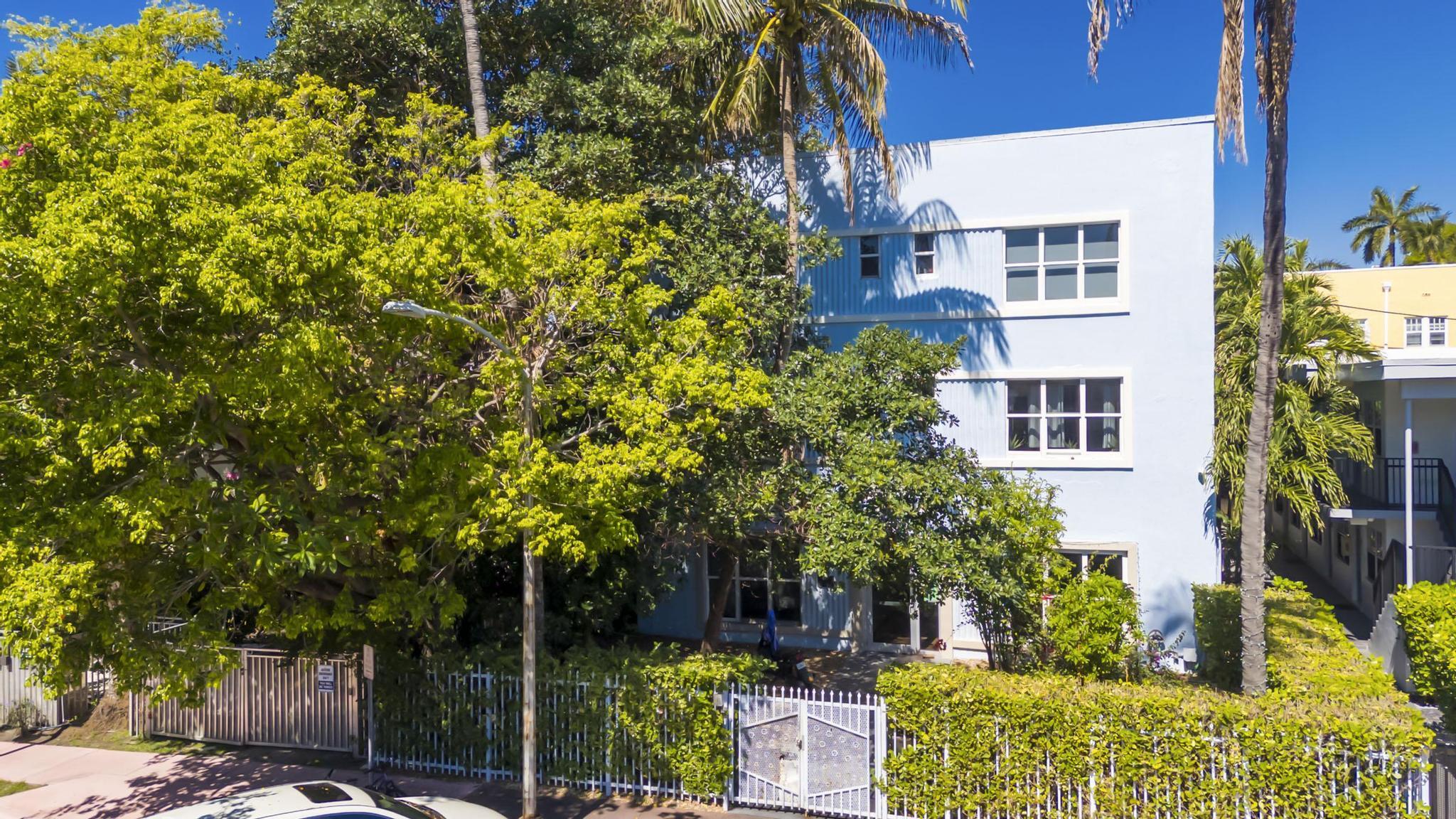 1342 DREXEL CONDO - Residential