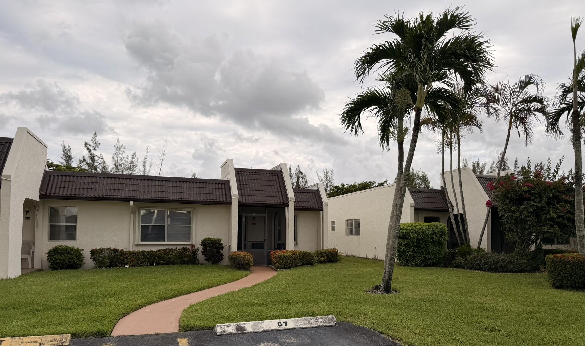 GOLDEN LAKES VILLAGE CONDO M - Residential