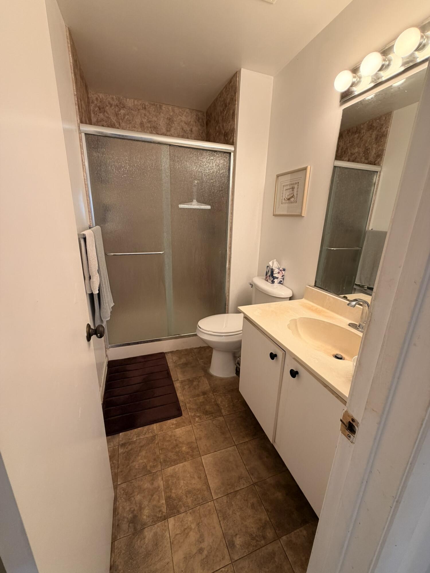 GOLDEN LAKES VILLAGE CONDO M - Residential