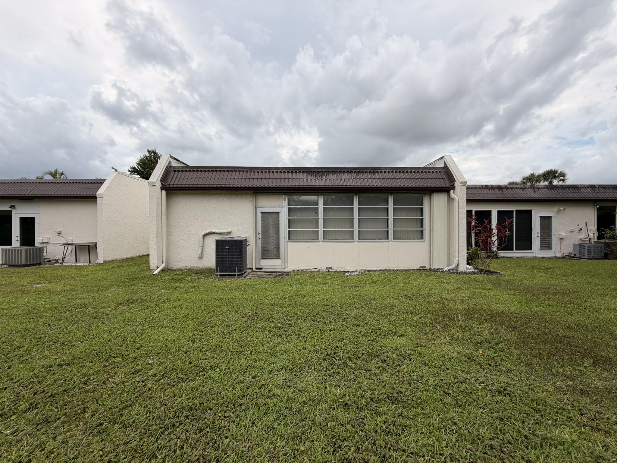 GOLDEN LAKES VILLAGE CONDO M - Residential