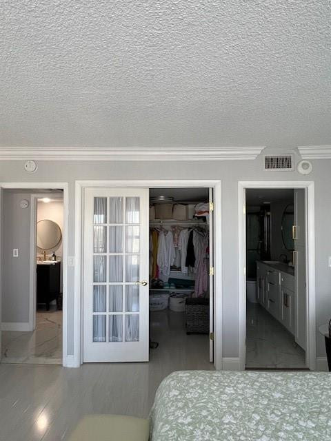 PARLIAMENT HOUSE CONDO - Residential Lease