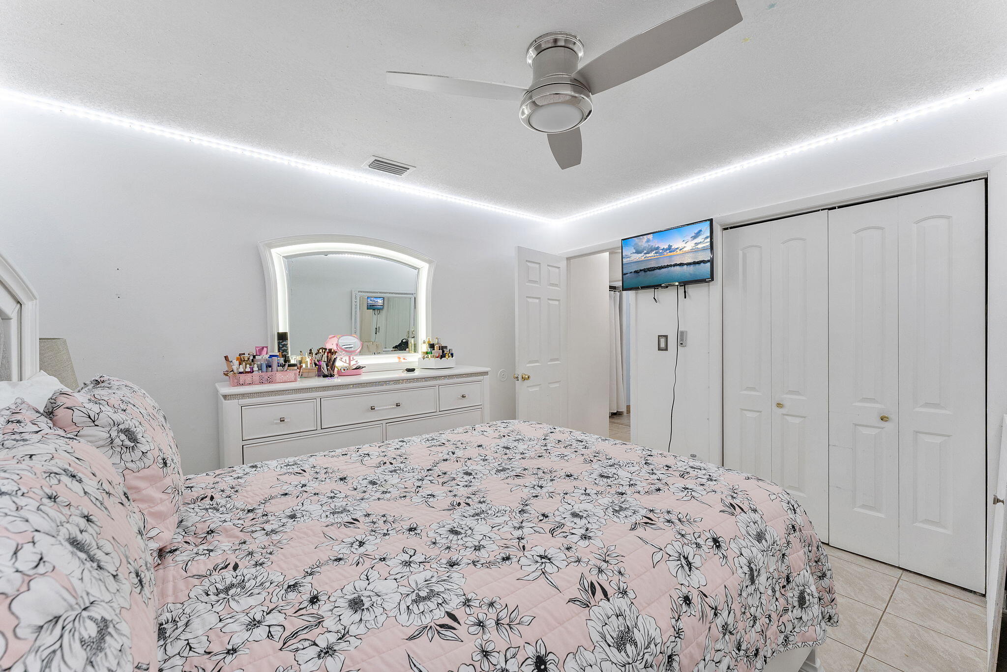 ROYAL PALM ESTATES 2 - Residential Income