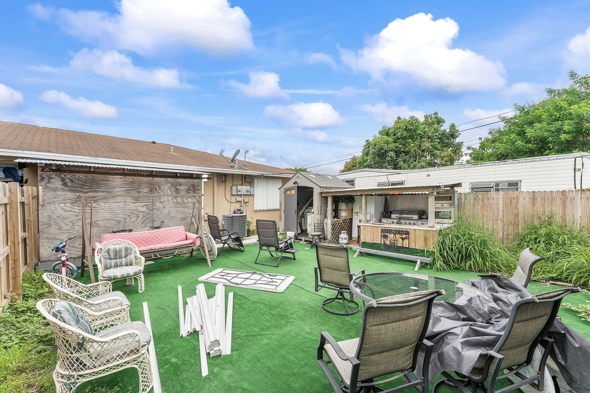 ROYAL PALM ESTATES 2 - Residential Income