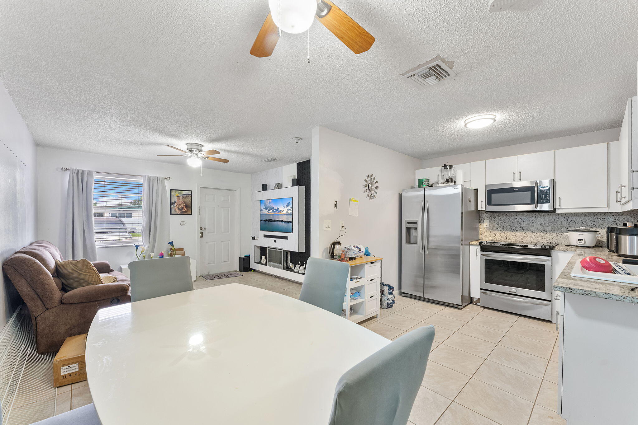 ROYAL PALM ESTATES 2 - Residential Income