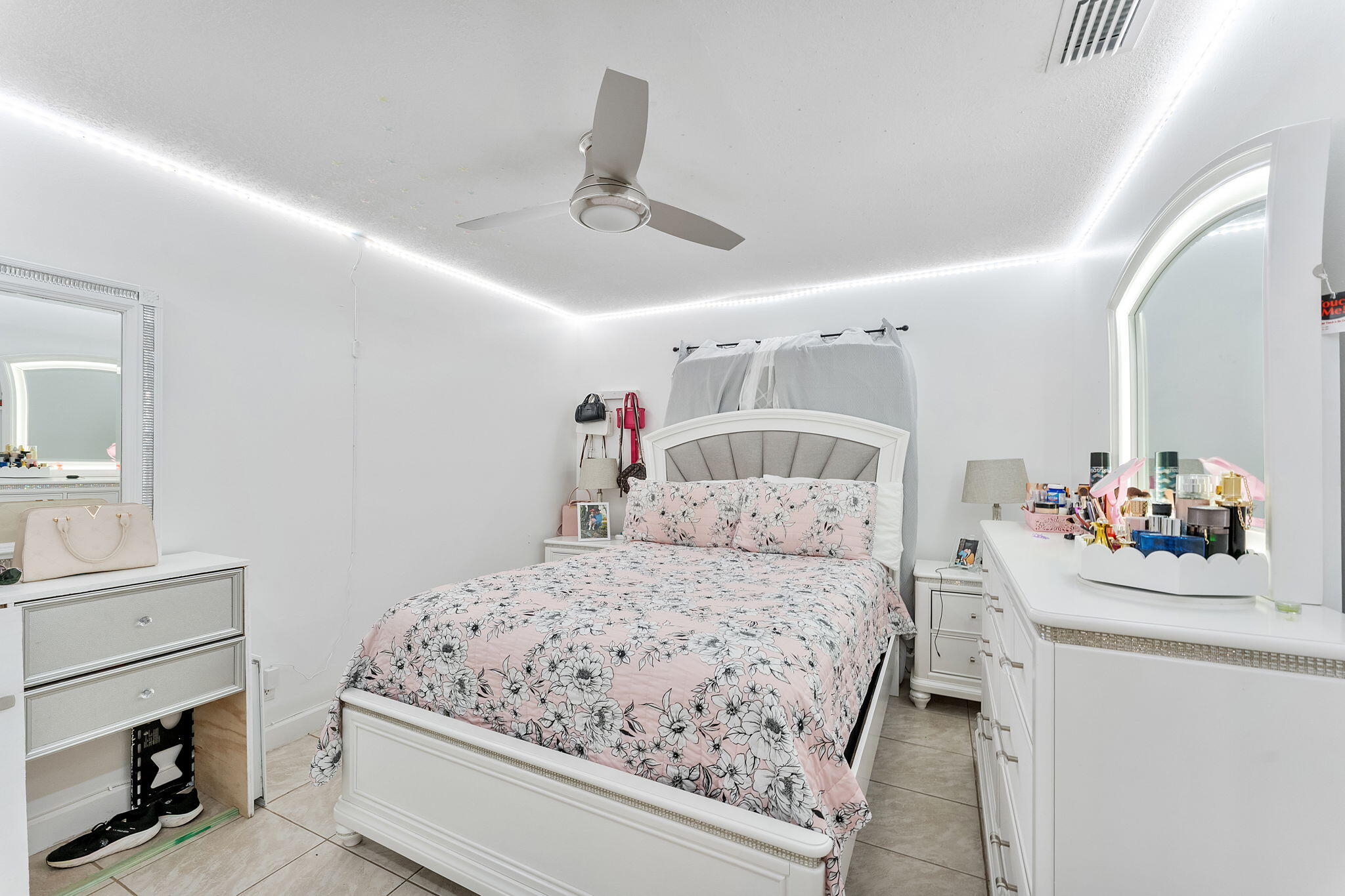 ROYAL PALM ESTATES 2 - Residential Income