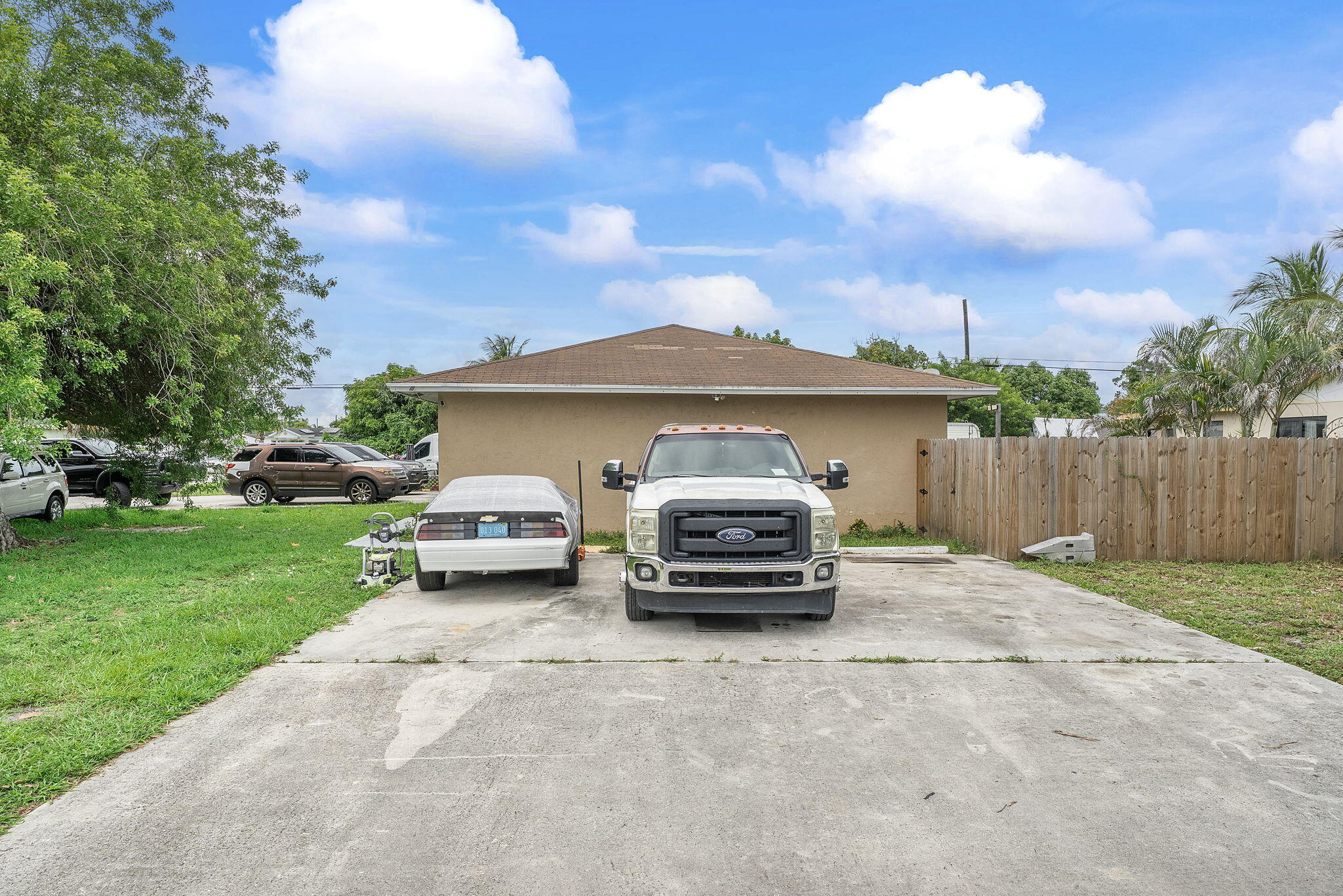 ROYAL PALM ESTATES 2 - Residential Income