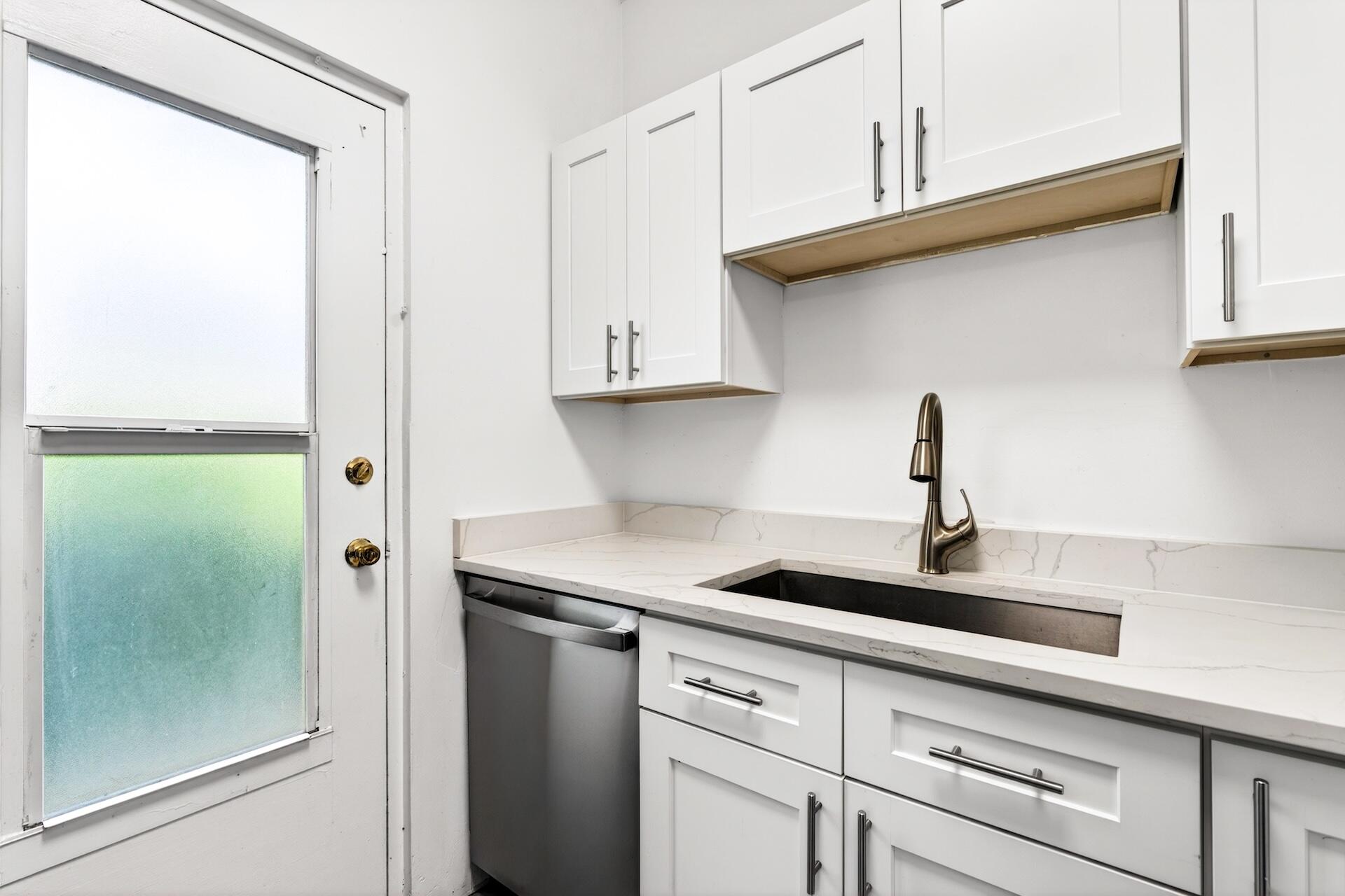 HORIZON HOUSE CONDO - Residential Lease