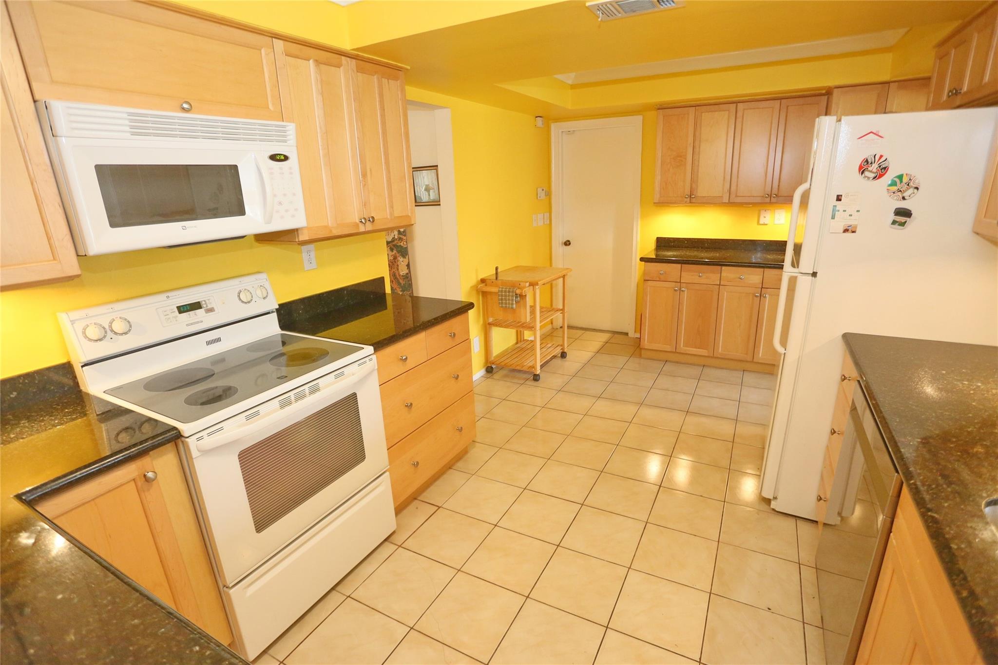 Mainlands Of Tamarac Lake - Residential