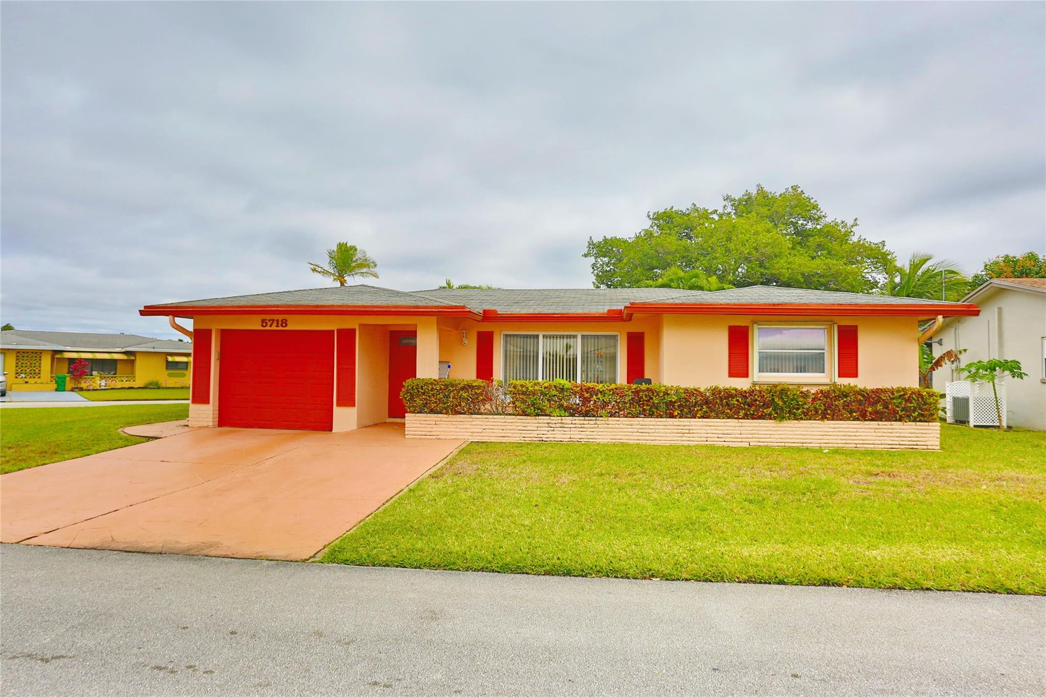 Mainlands Of Tamarac Lake - Residential