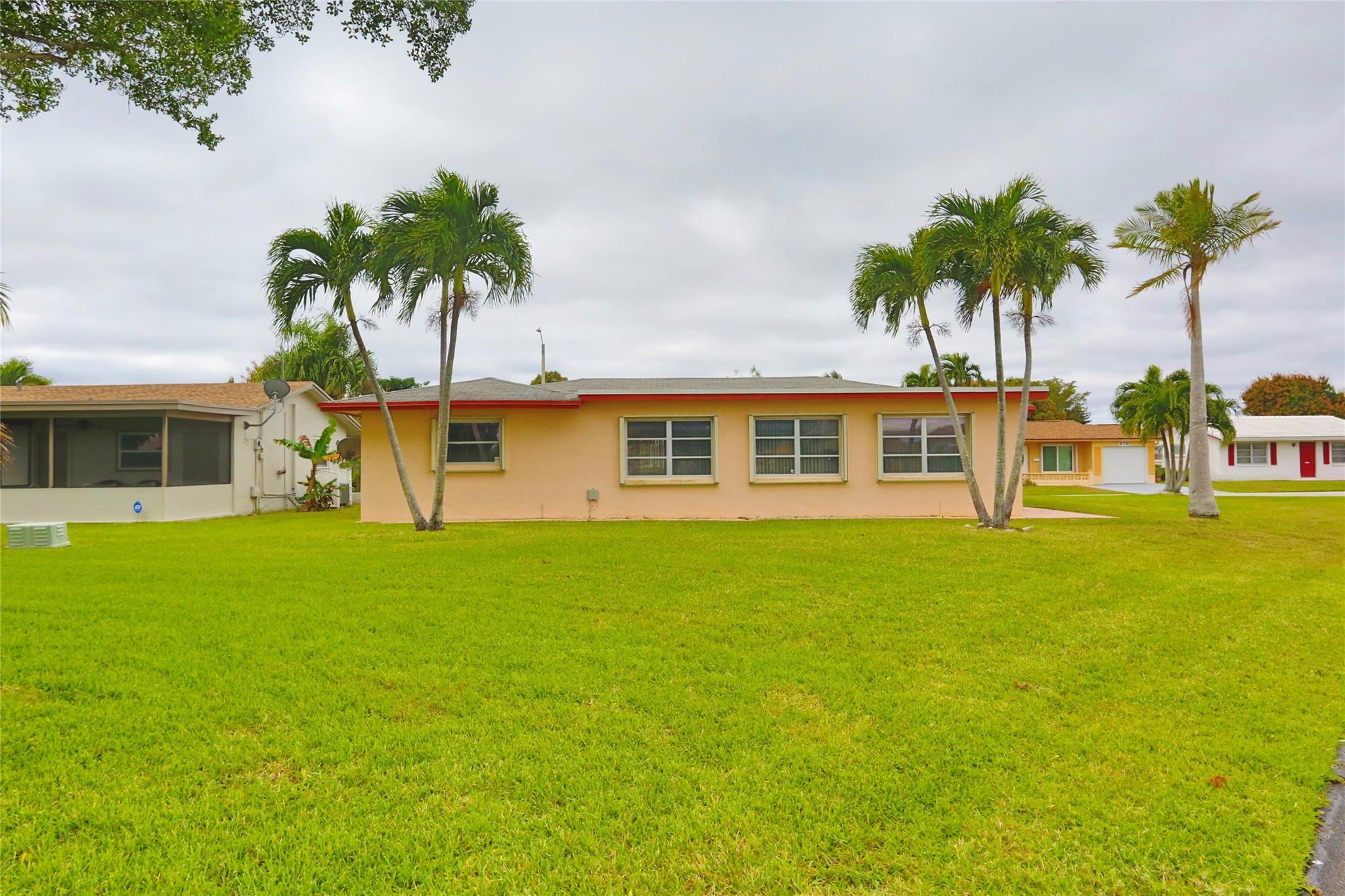 Mainlands Of Tamarac Lake - Residential
