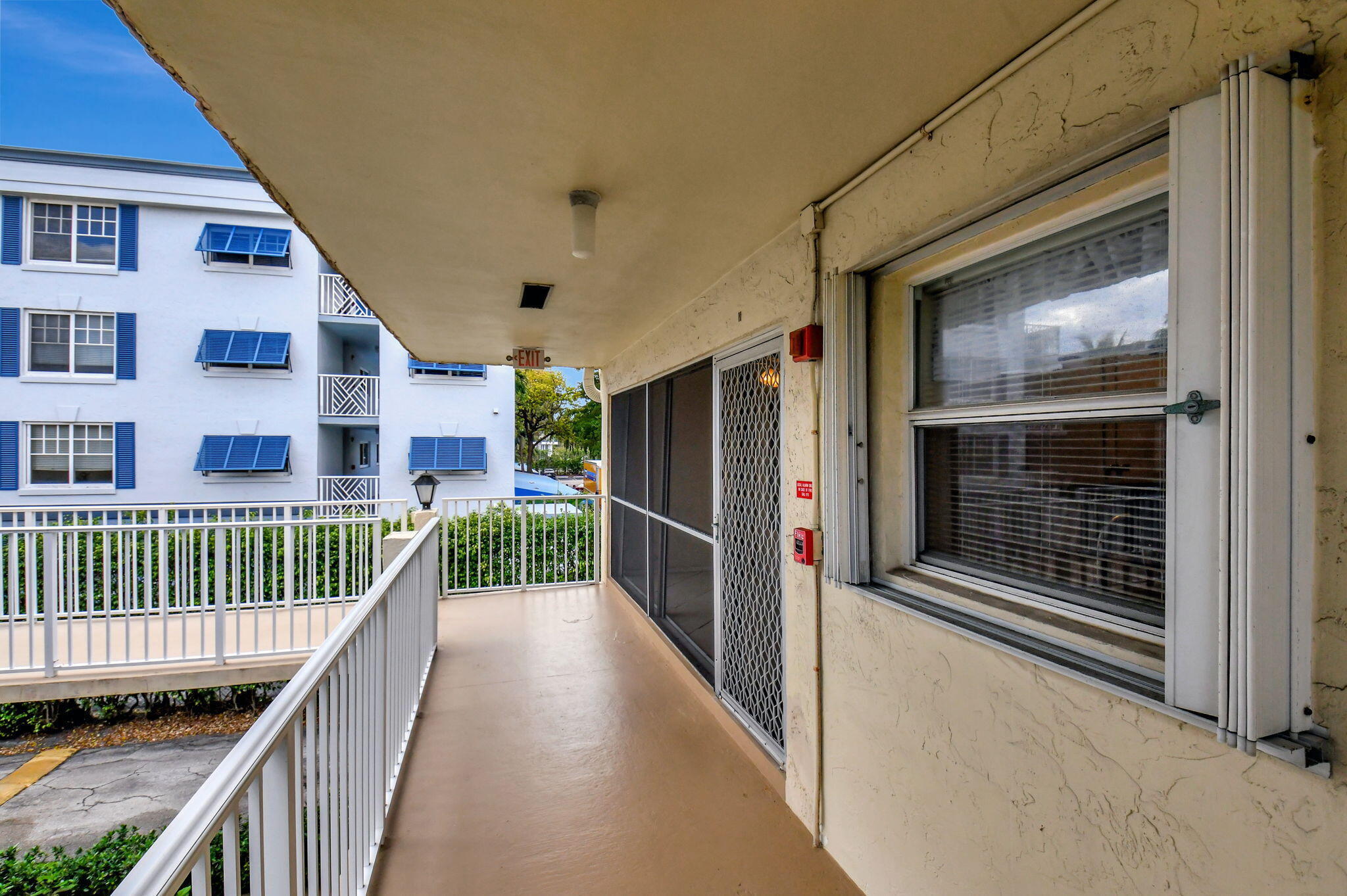 SNUG HARBOR GARDENS CONDO - Residential
