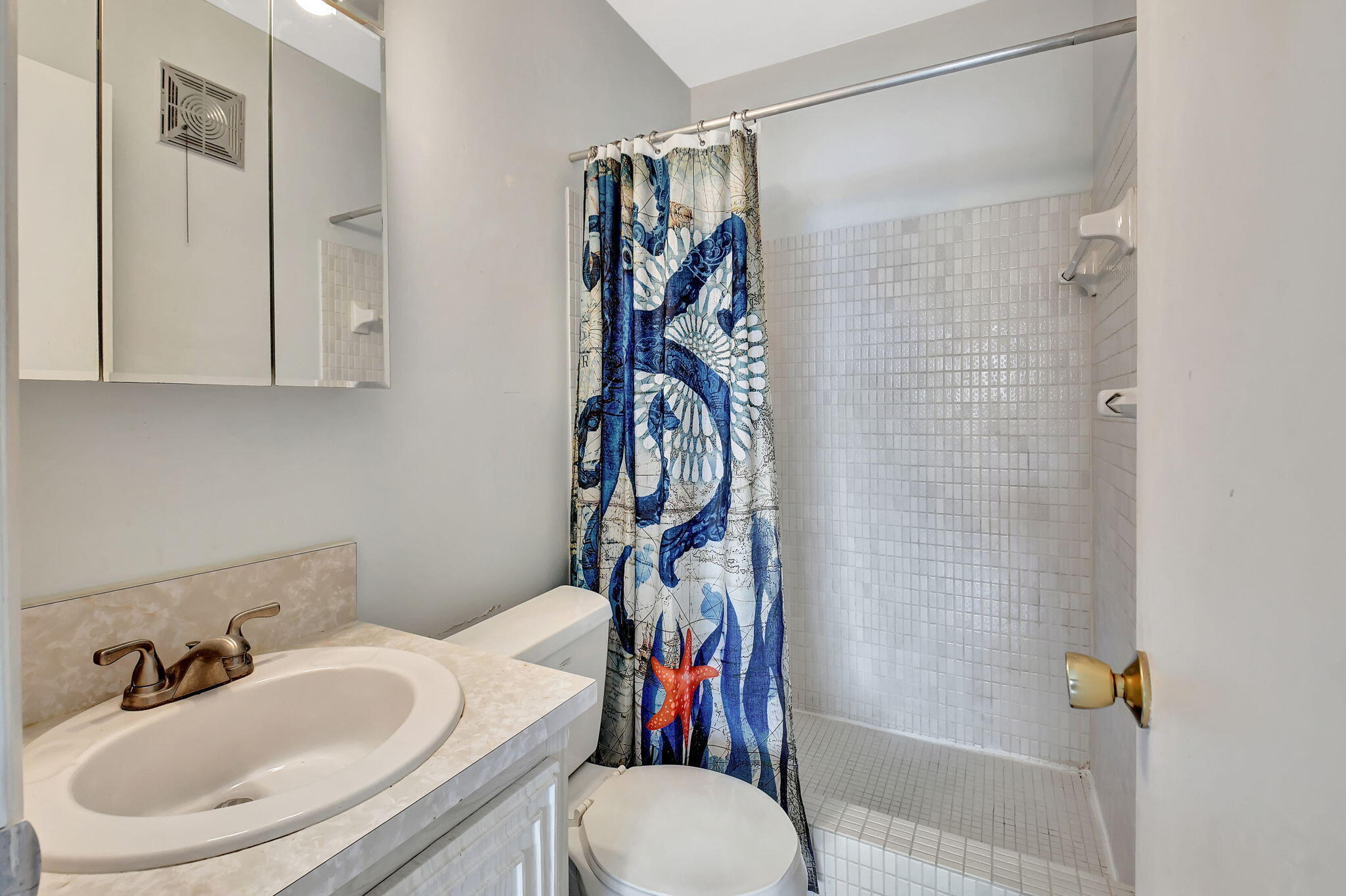 SNUG HARBOR GARDENS CONDO - Residential