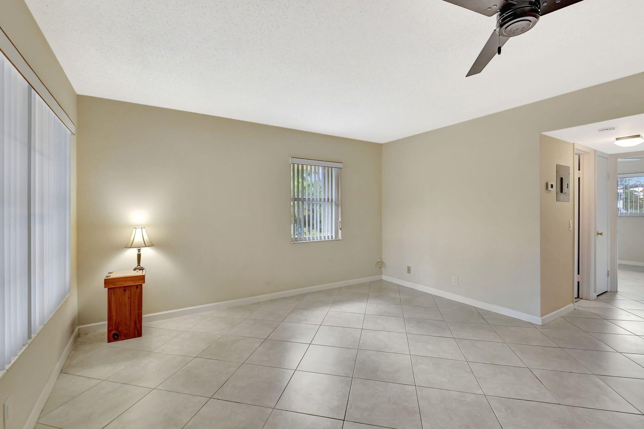 SNUG HARBOR GARDENS CONDO - Residential