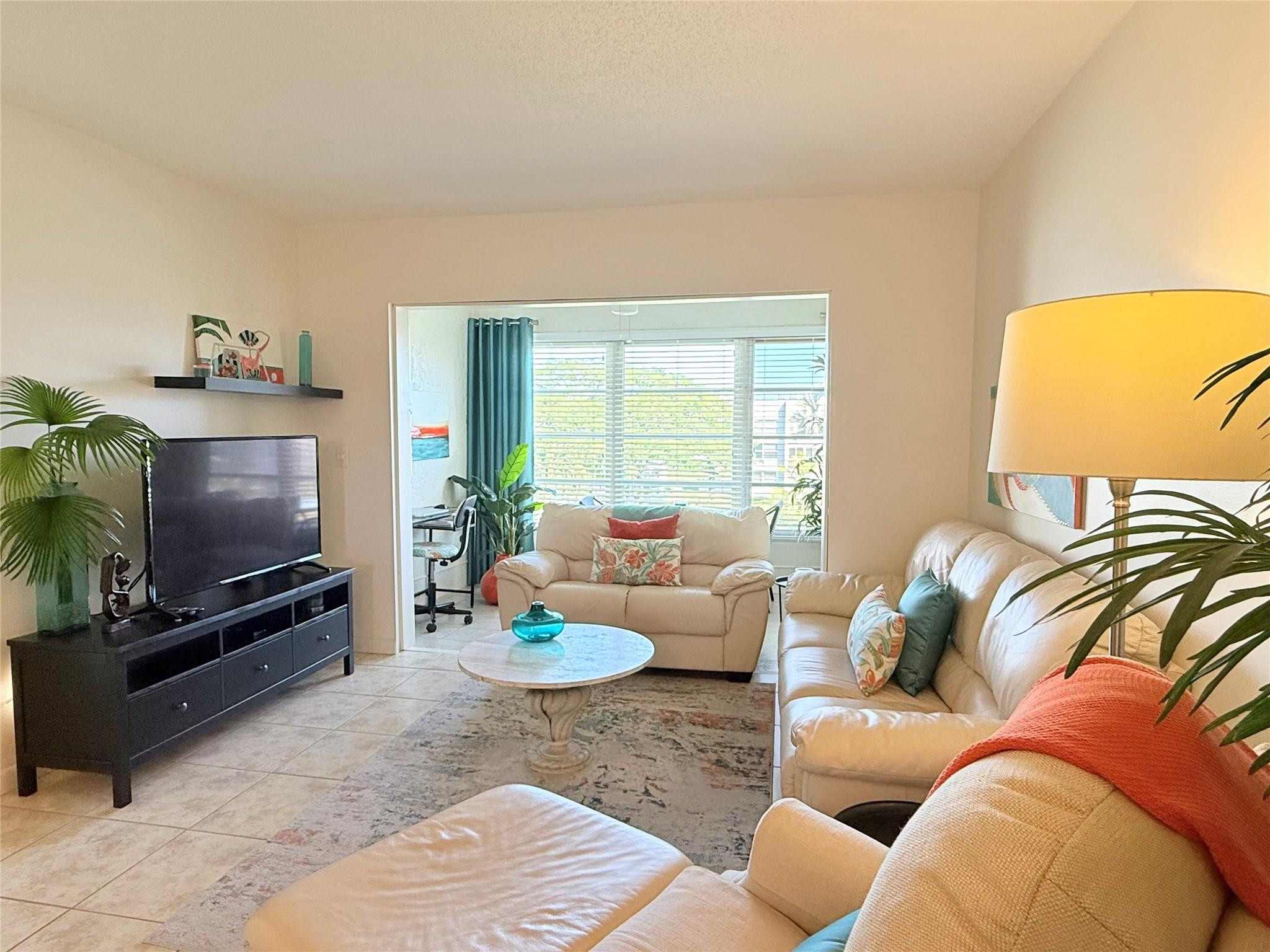 Royal Park Gardens - Residential
