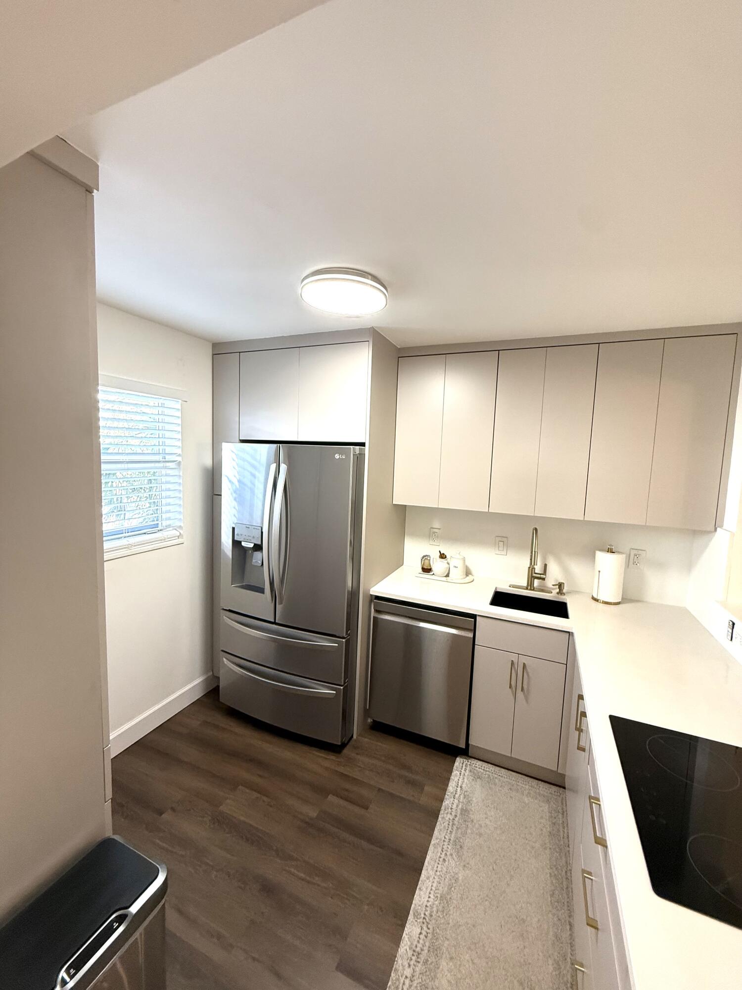 HOLIDAY SPRINGS VILLAGE 1 CONDO - Residential