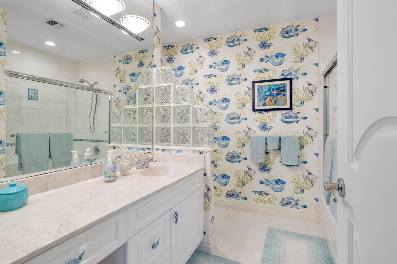 JUPITER INLET BEACH COLONY - Residential