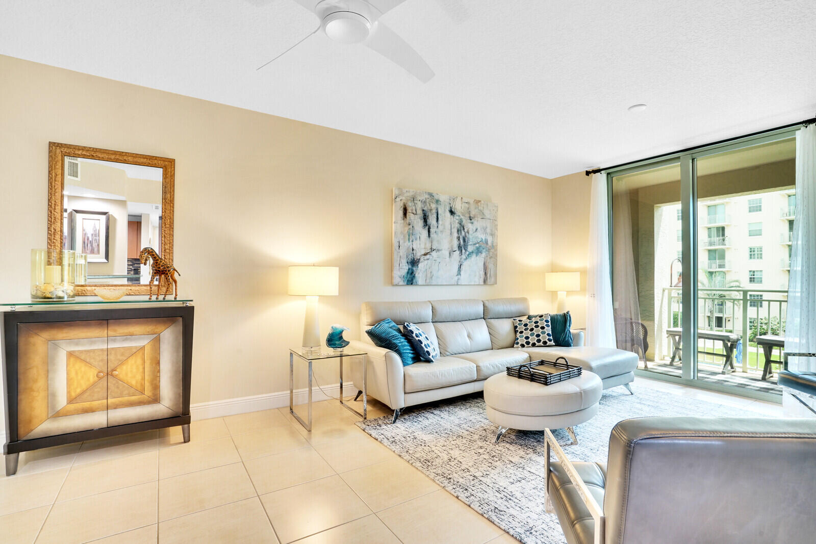 610 CLEMATIS CONDO - Residential Lease